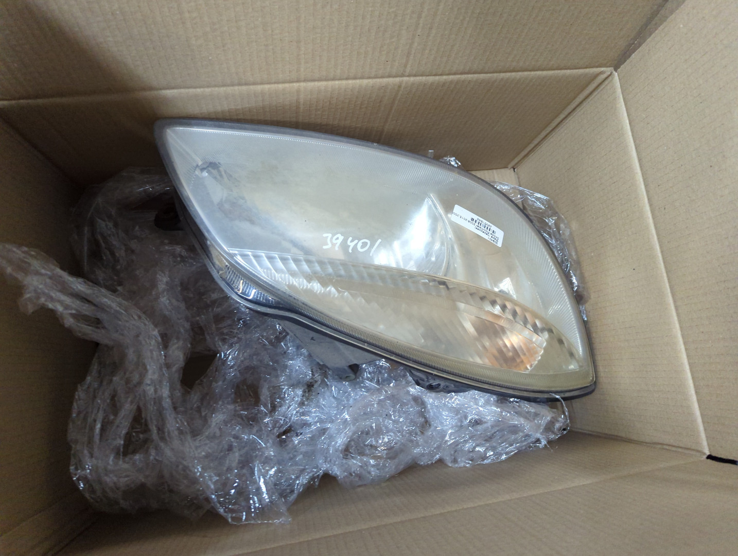 Фара правая