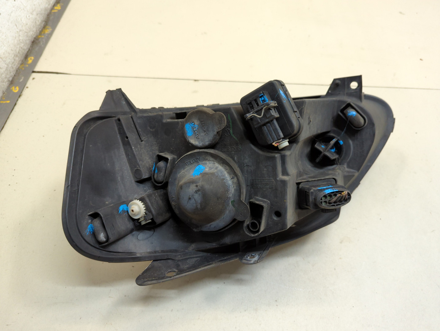 Фара правая