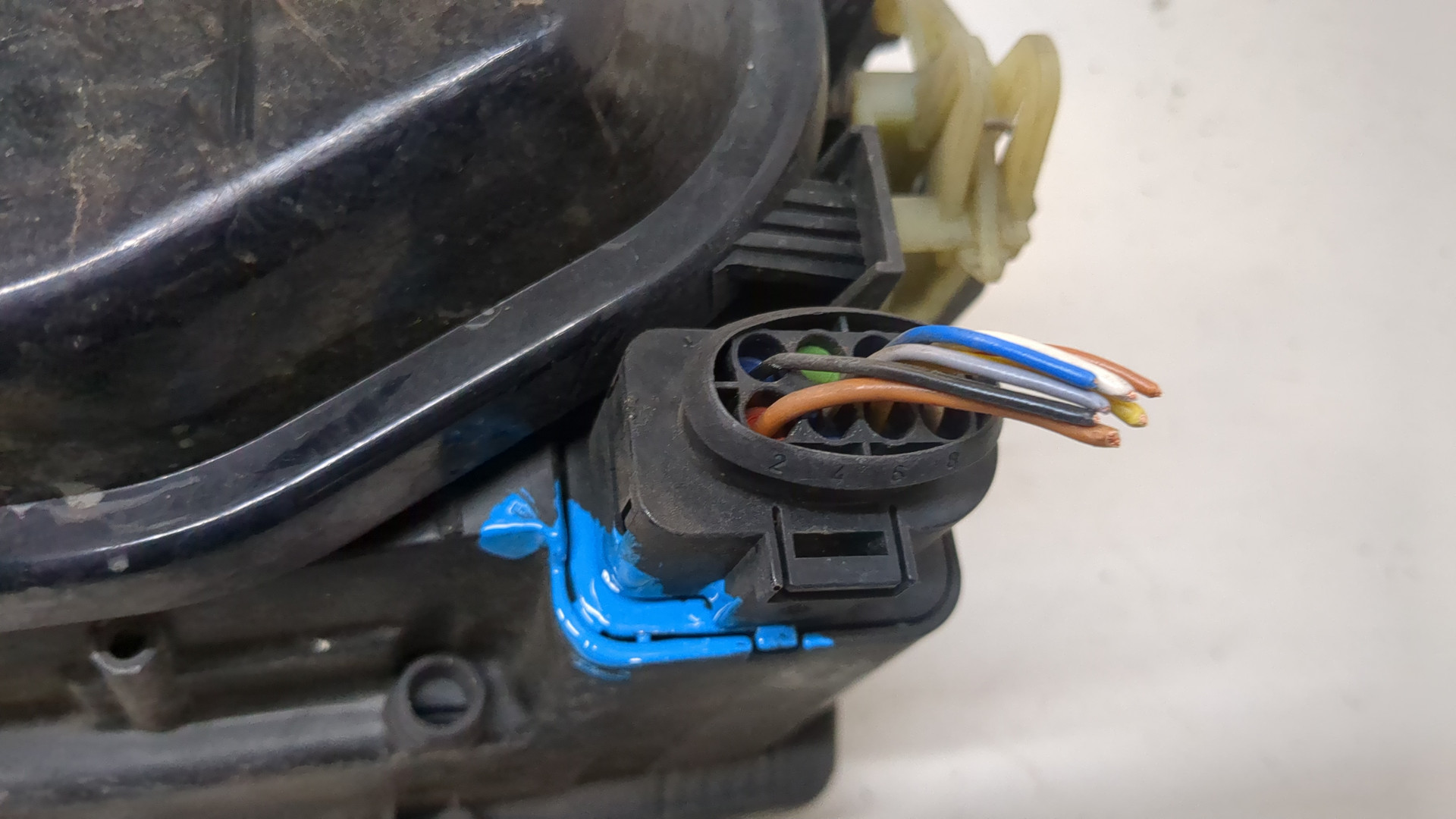 Фара правая