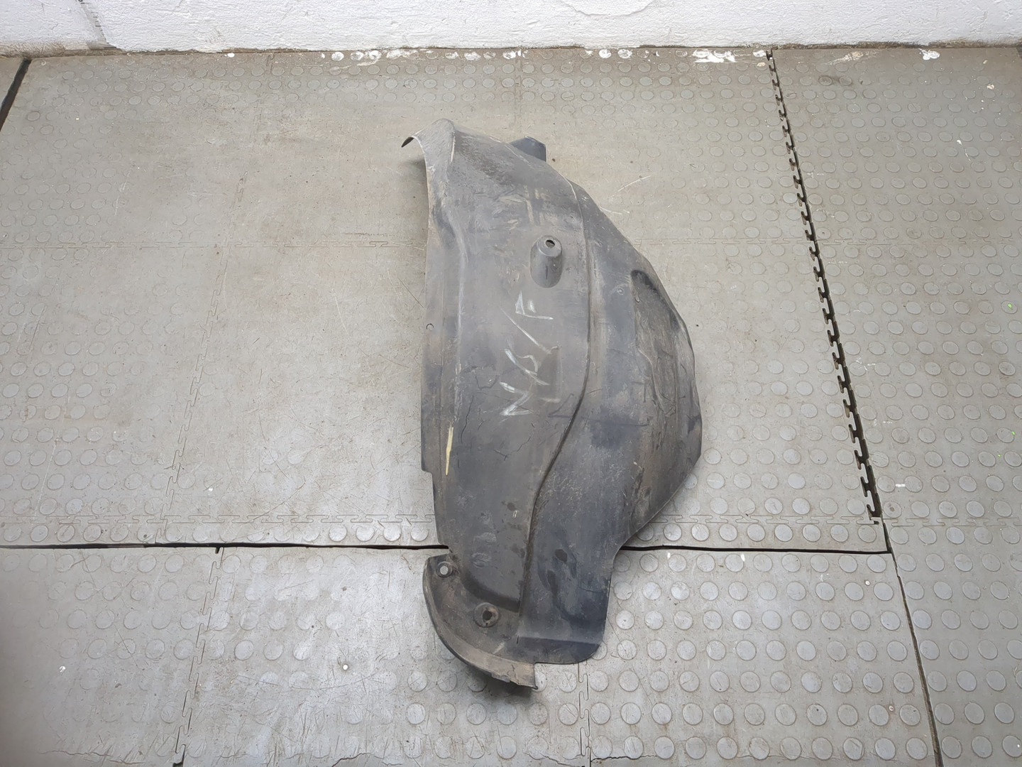 Локер передний левый