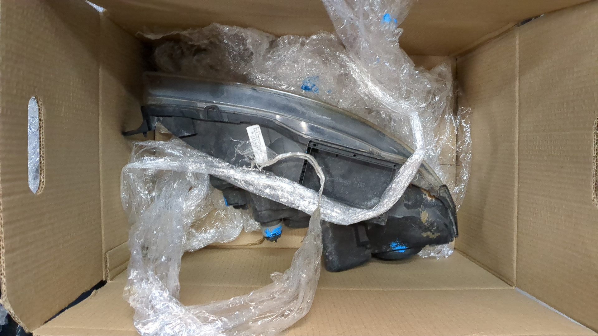 Фара правая