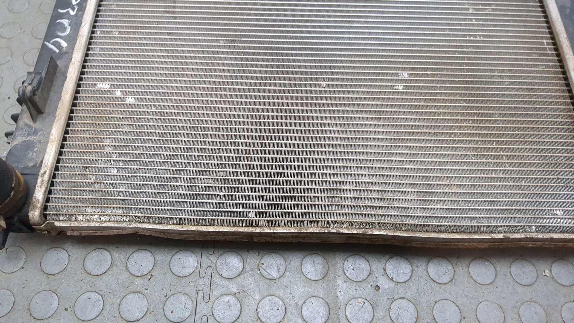 Радиатор охлаждения двигателя основной