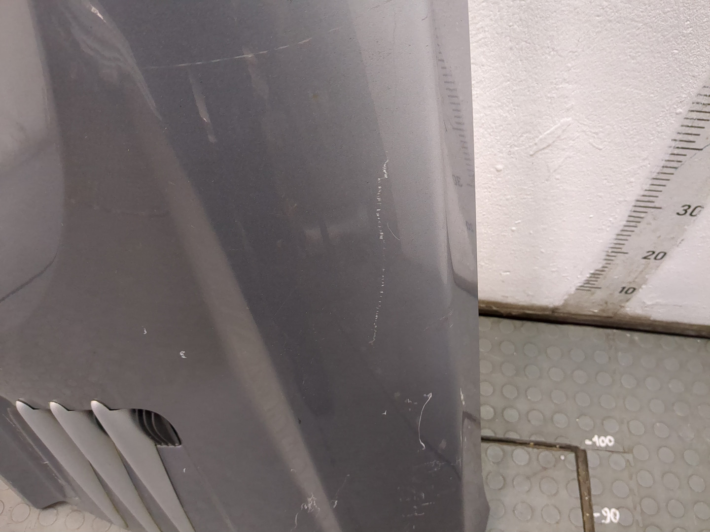 Крыло переднее левое