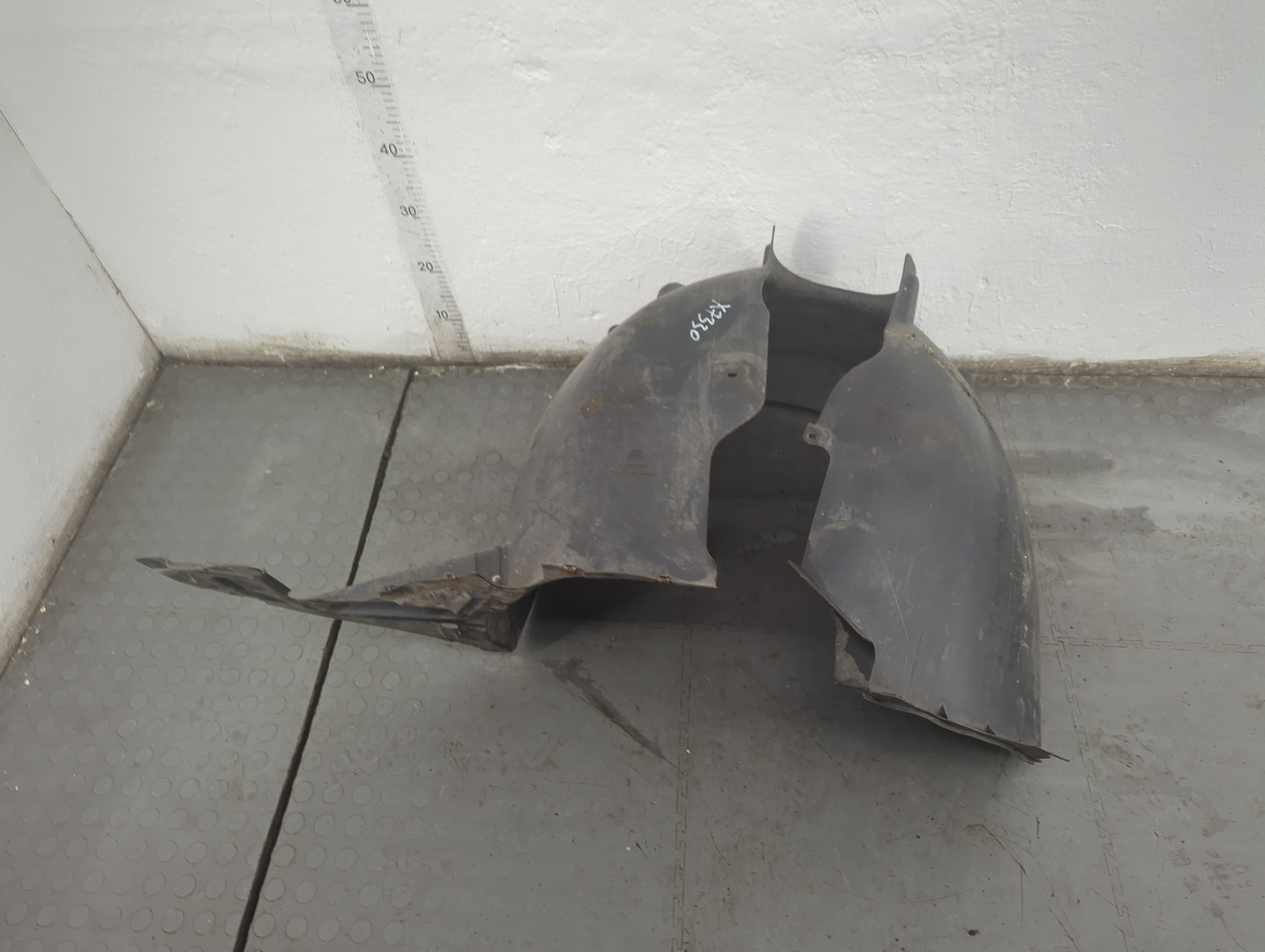 Локер передний правый