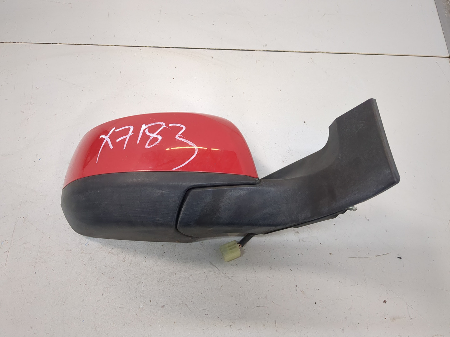 Зеркало правое электрическое