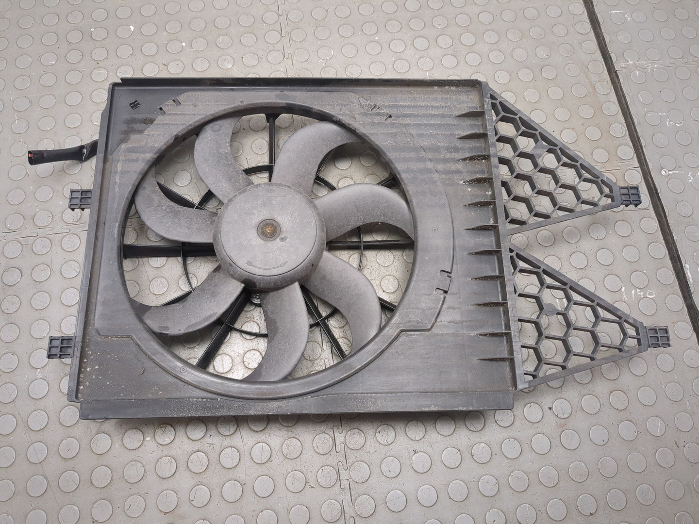 Вентилятор радиатора