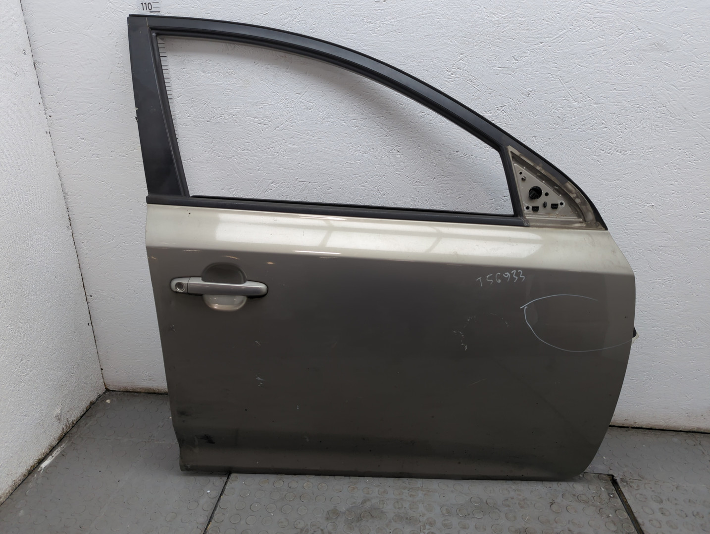 Дверь передняя правая