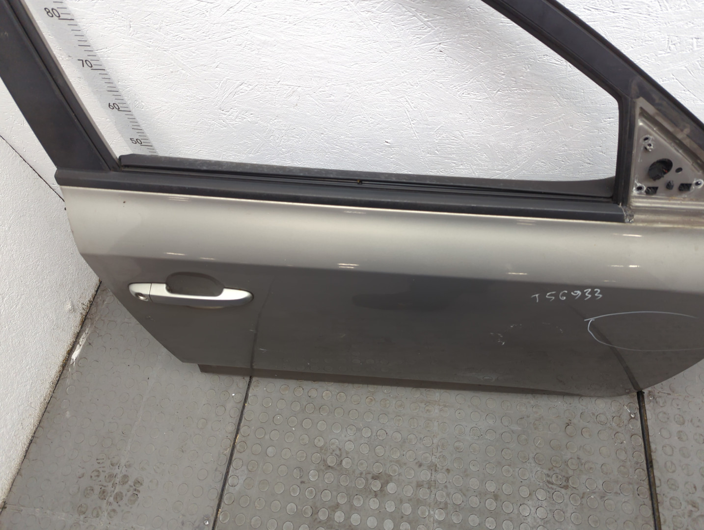 Дверь передняя правая