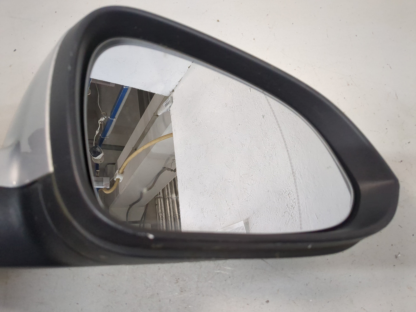 Зеркало правое электрическое