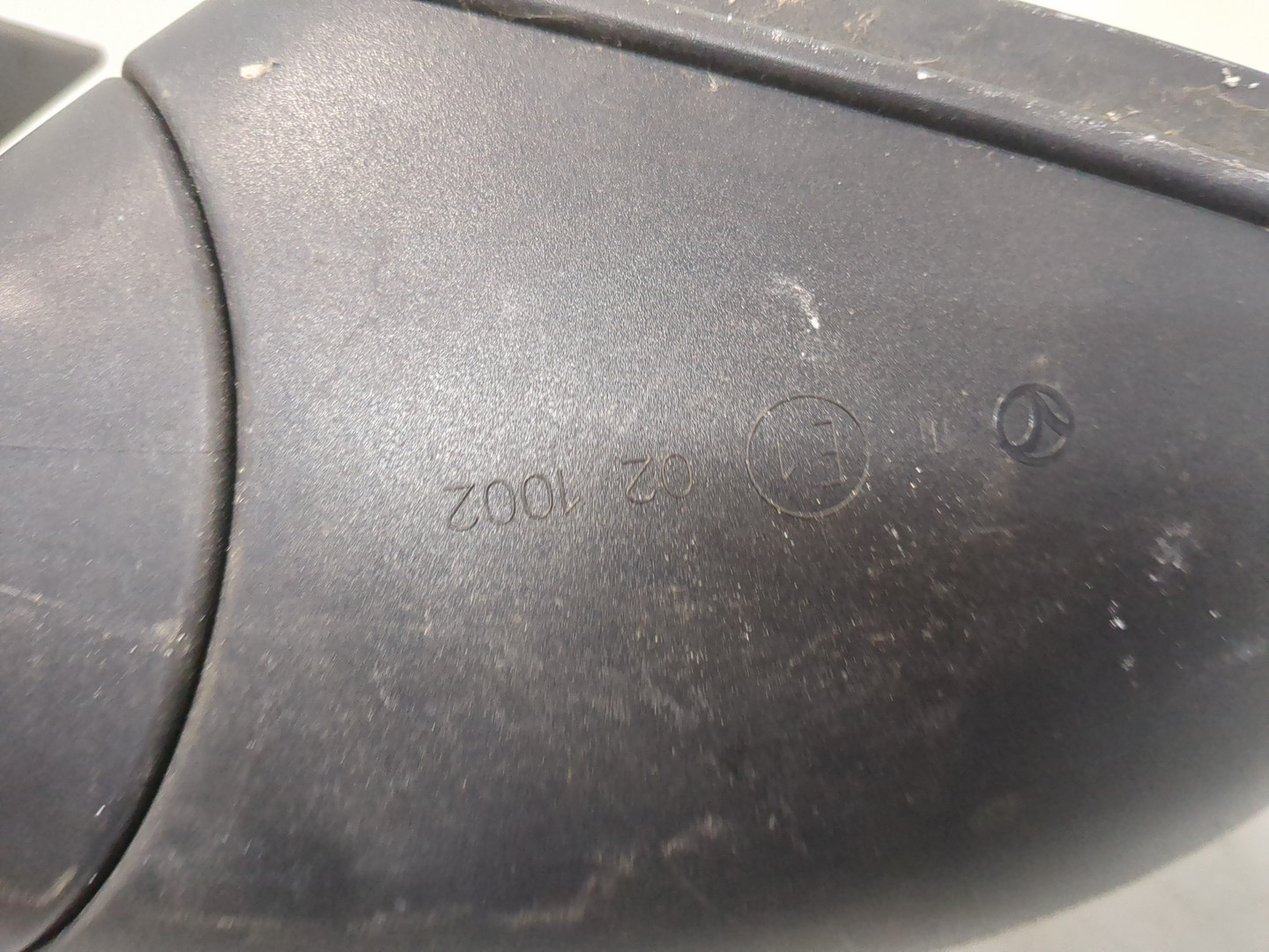 Зеркало правое электрическое