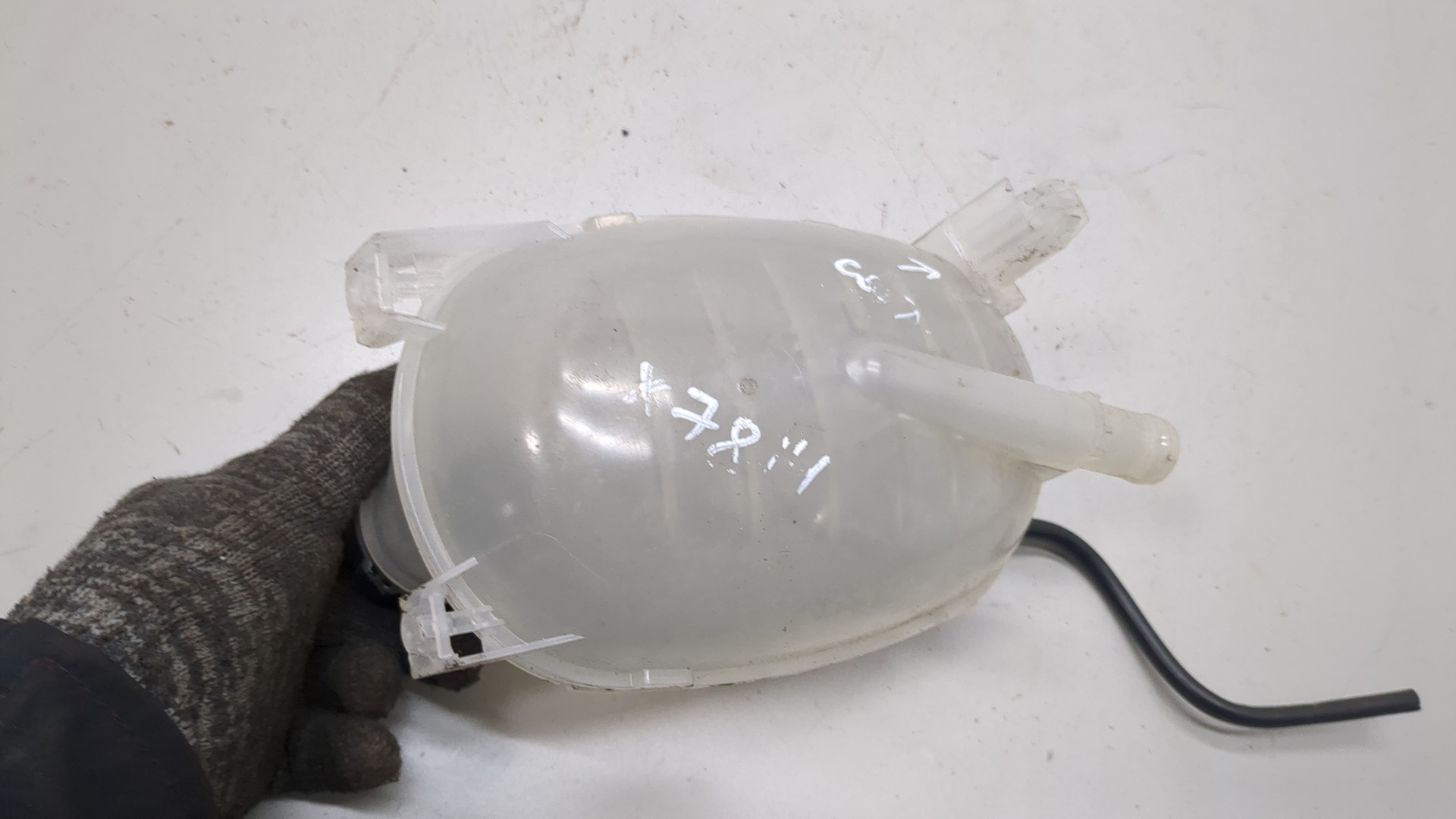 Бачок расширительный