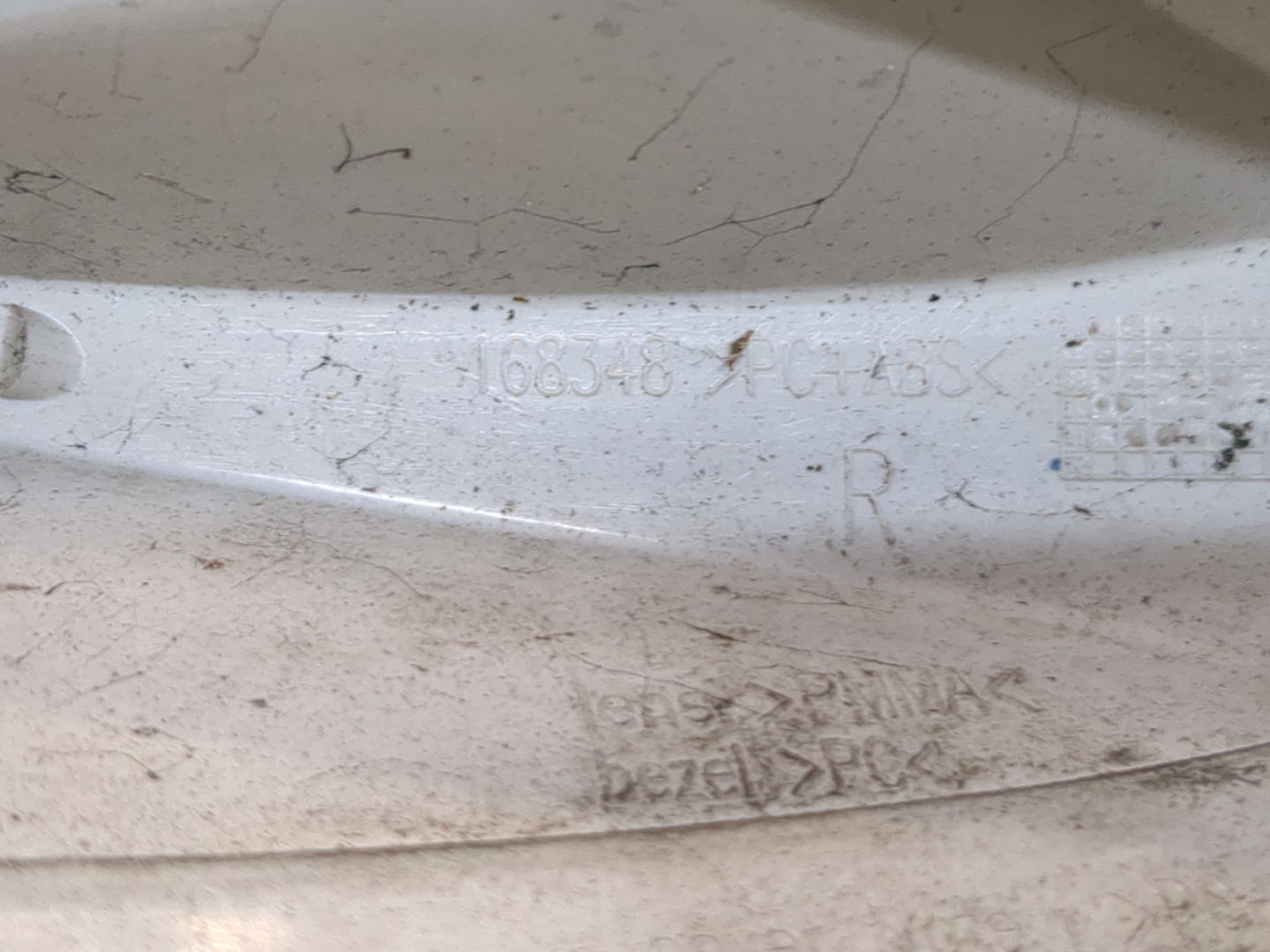 Фонарь задний правый