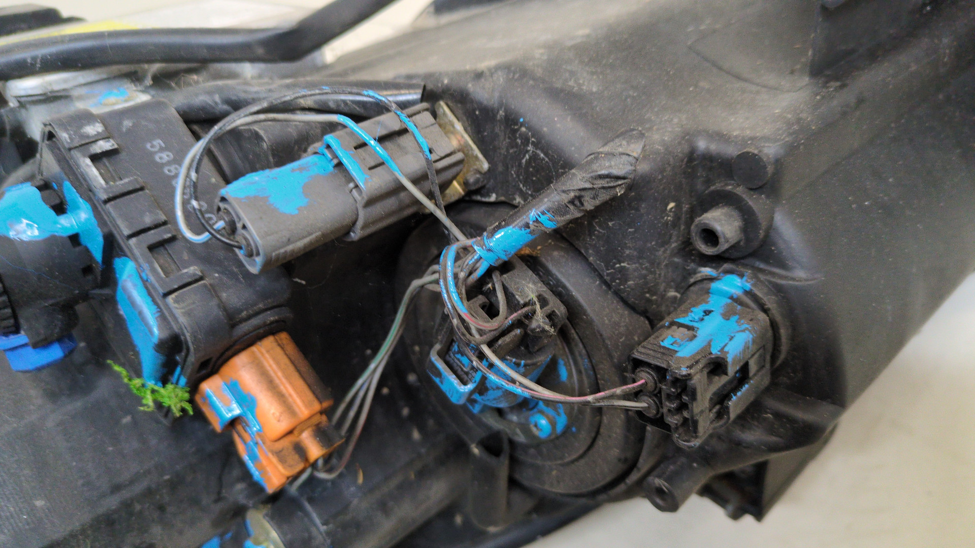 Фара правая