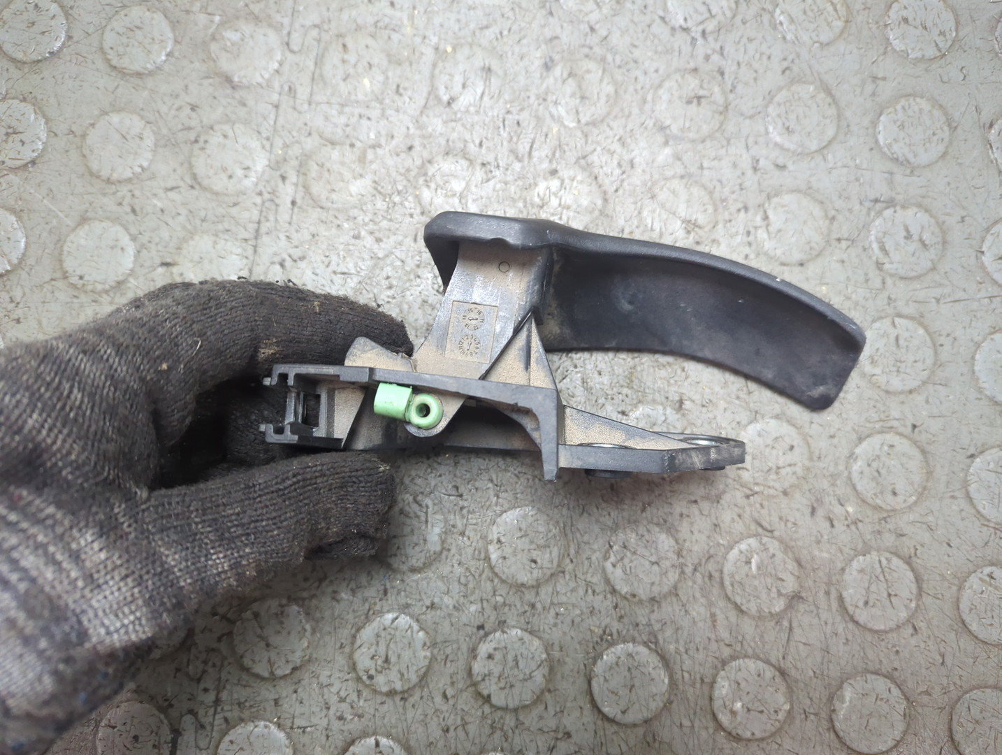 Ручка двери передней внутренняя правая