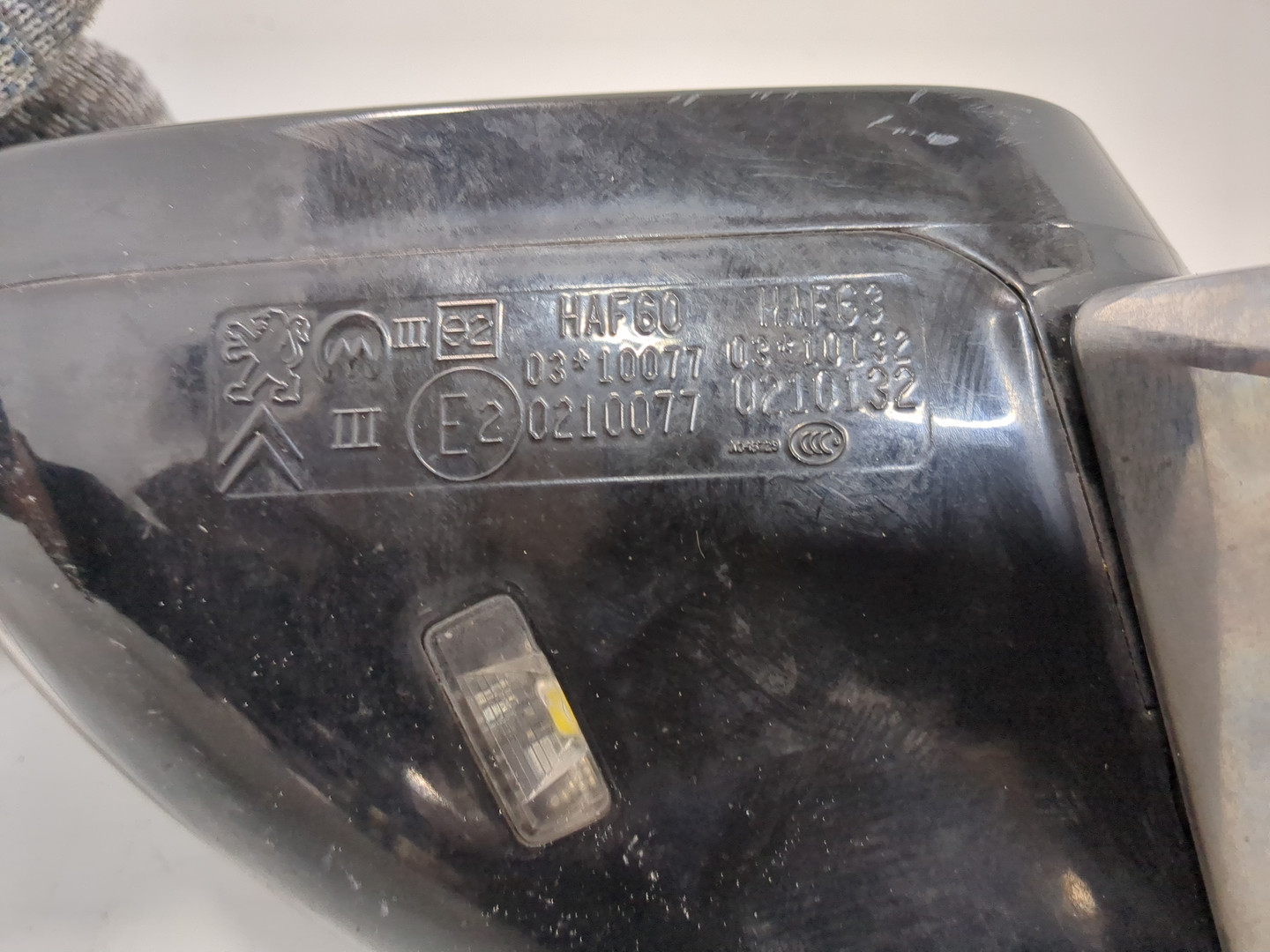 Зеркало левое электрическое