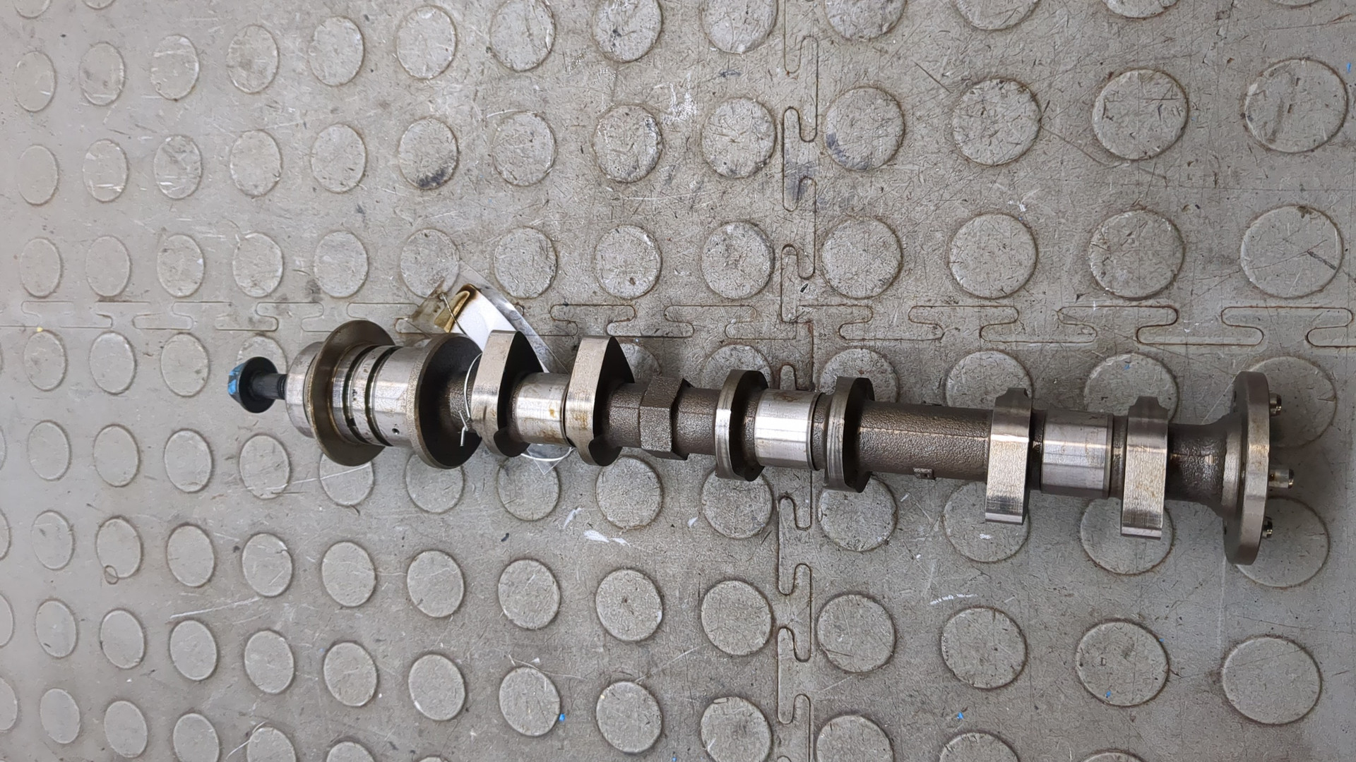 Распредвал