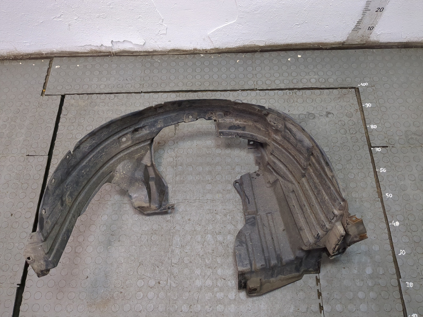 Локер передний правый