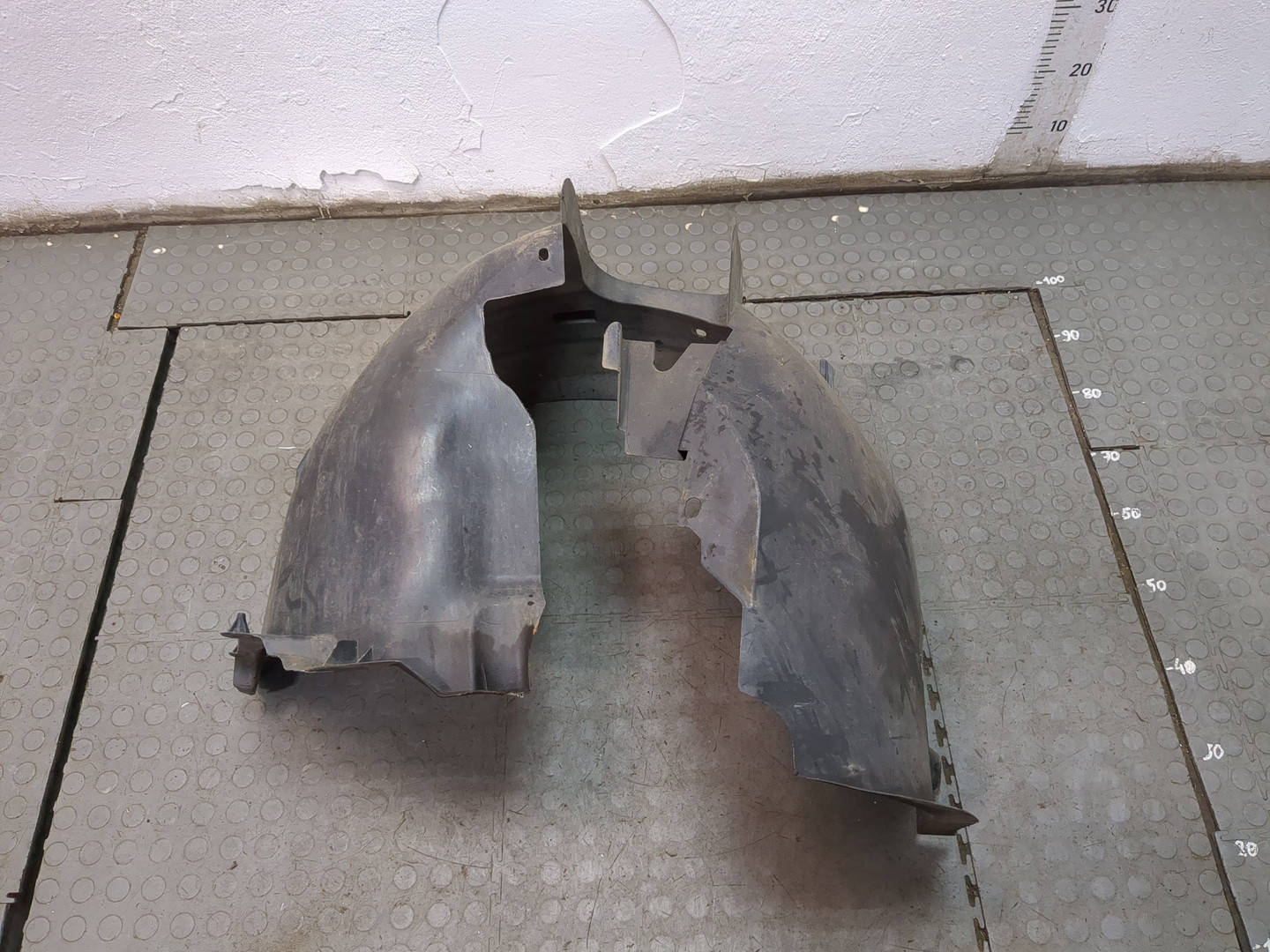 Локер передний правый