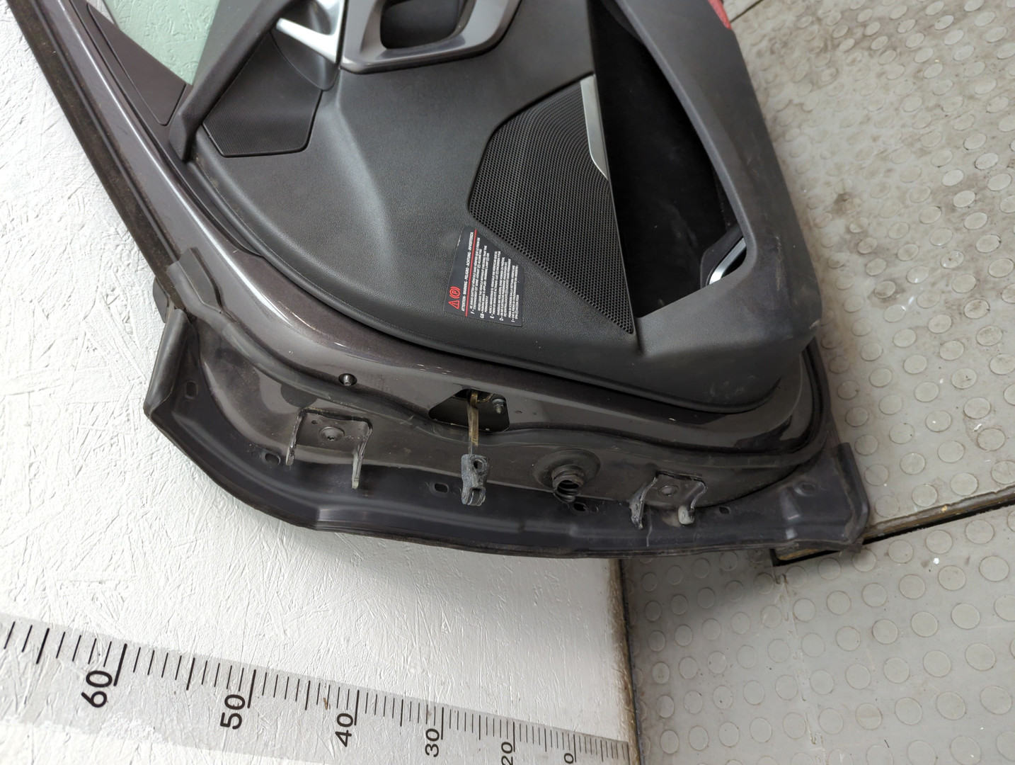 Дверь передняя правая