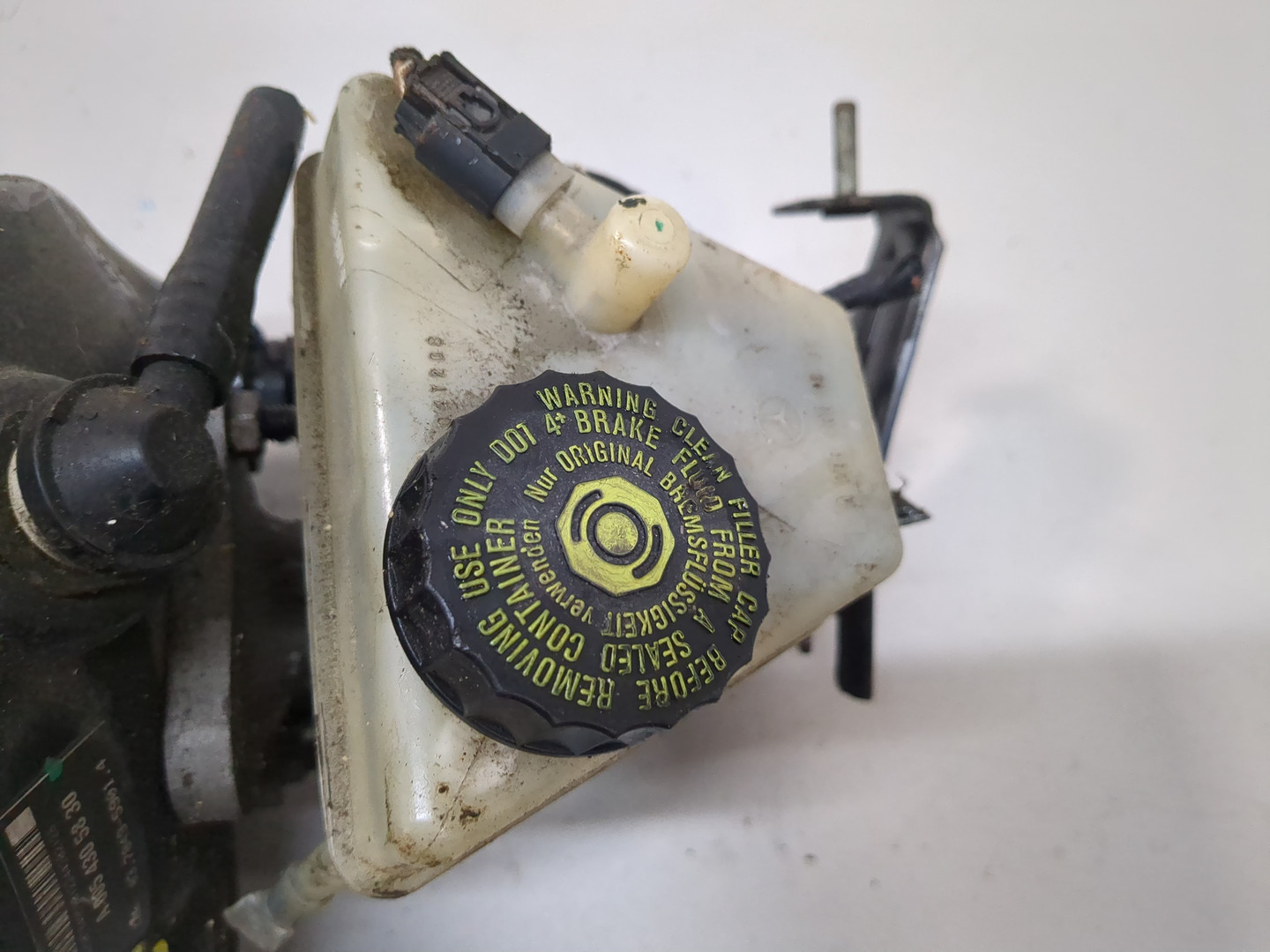 Цилиндр тормозной главный