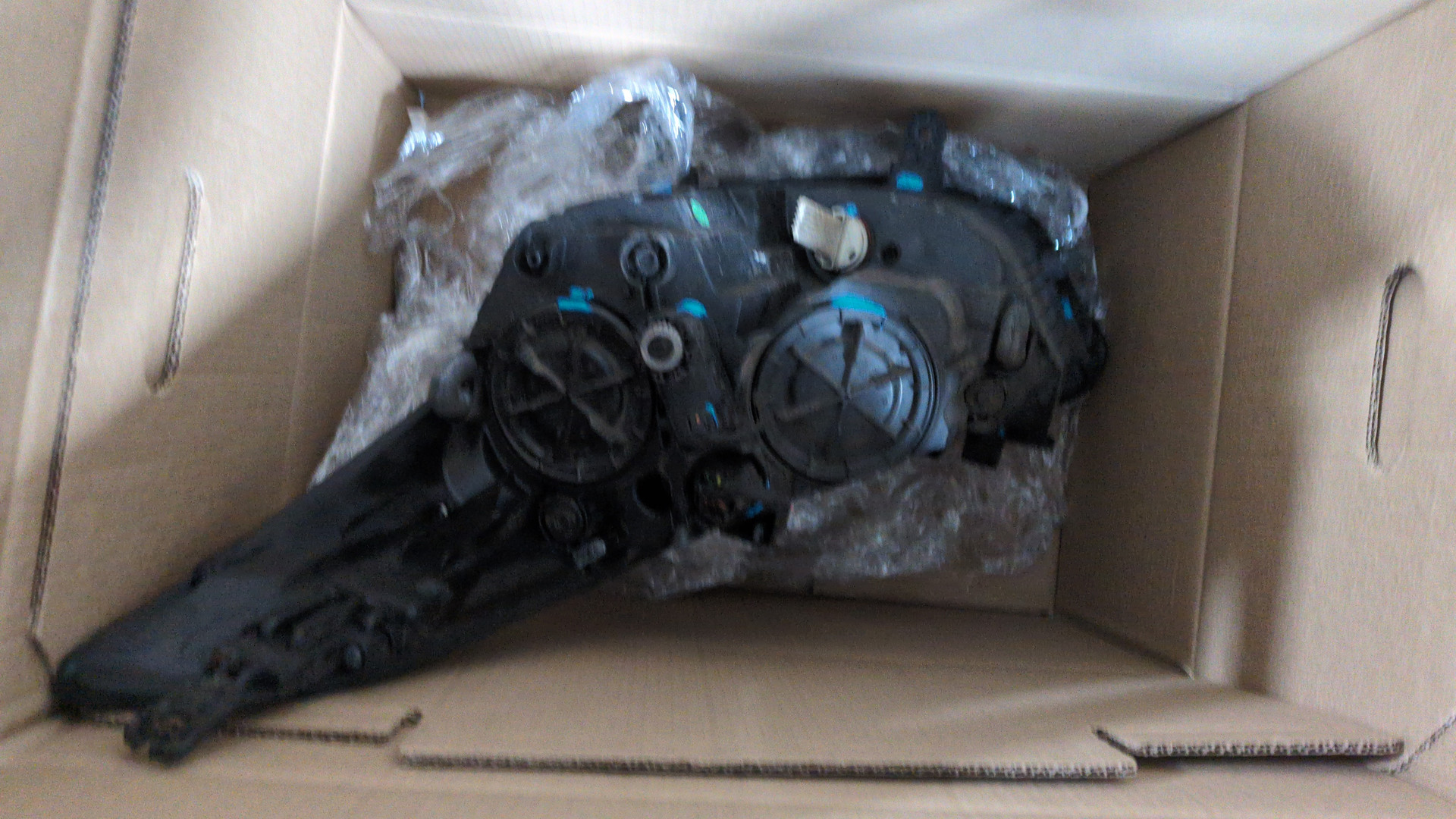 Фара правая