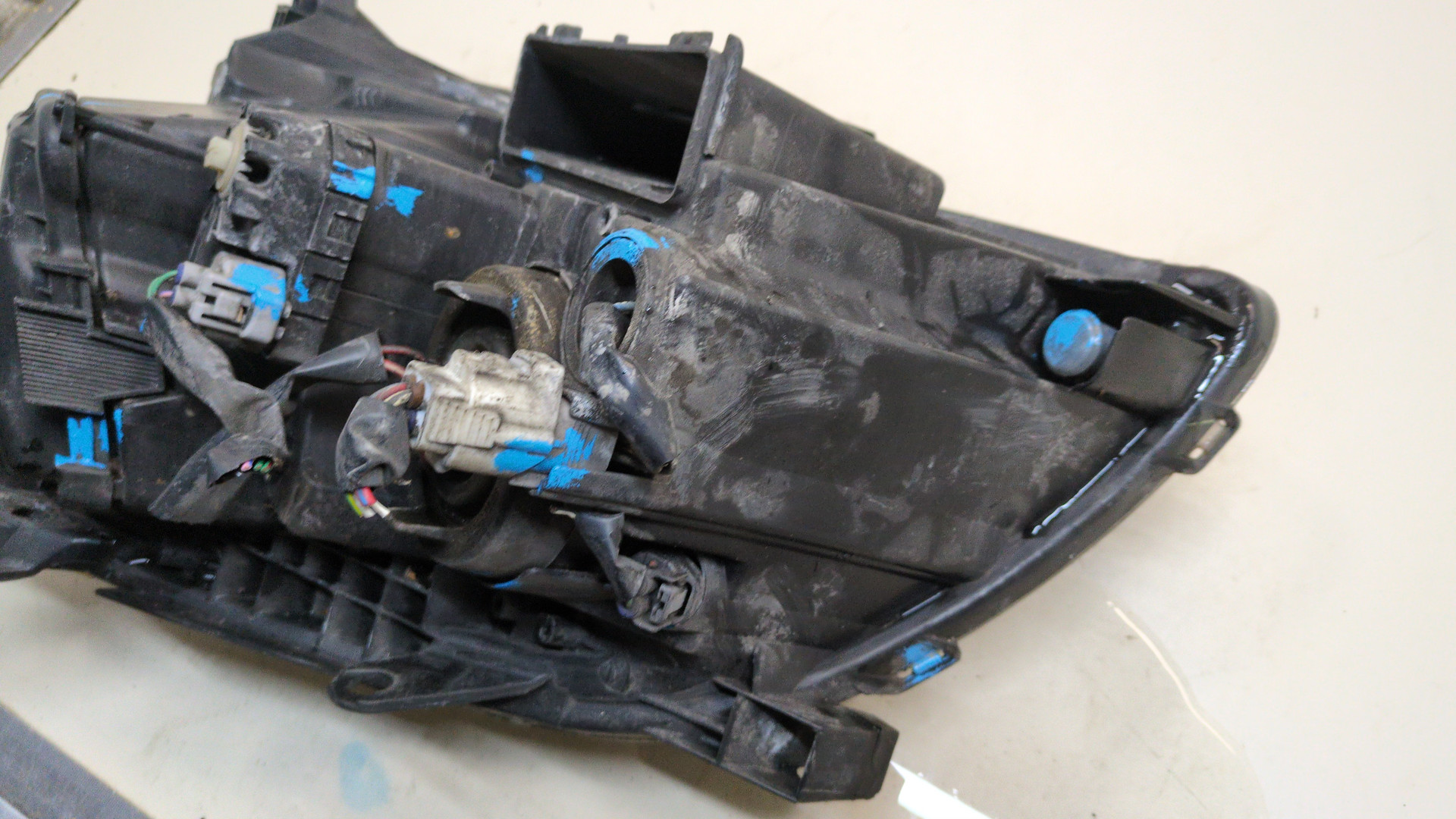 Фара правая