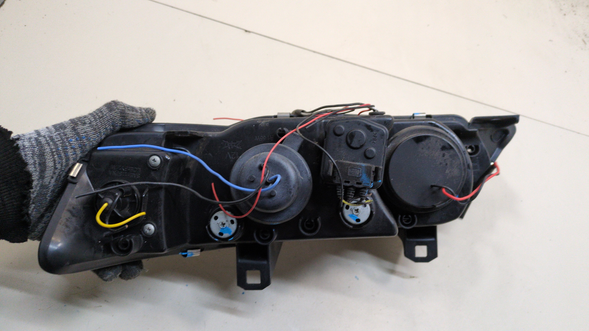 Фара правая