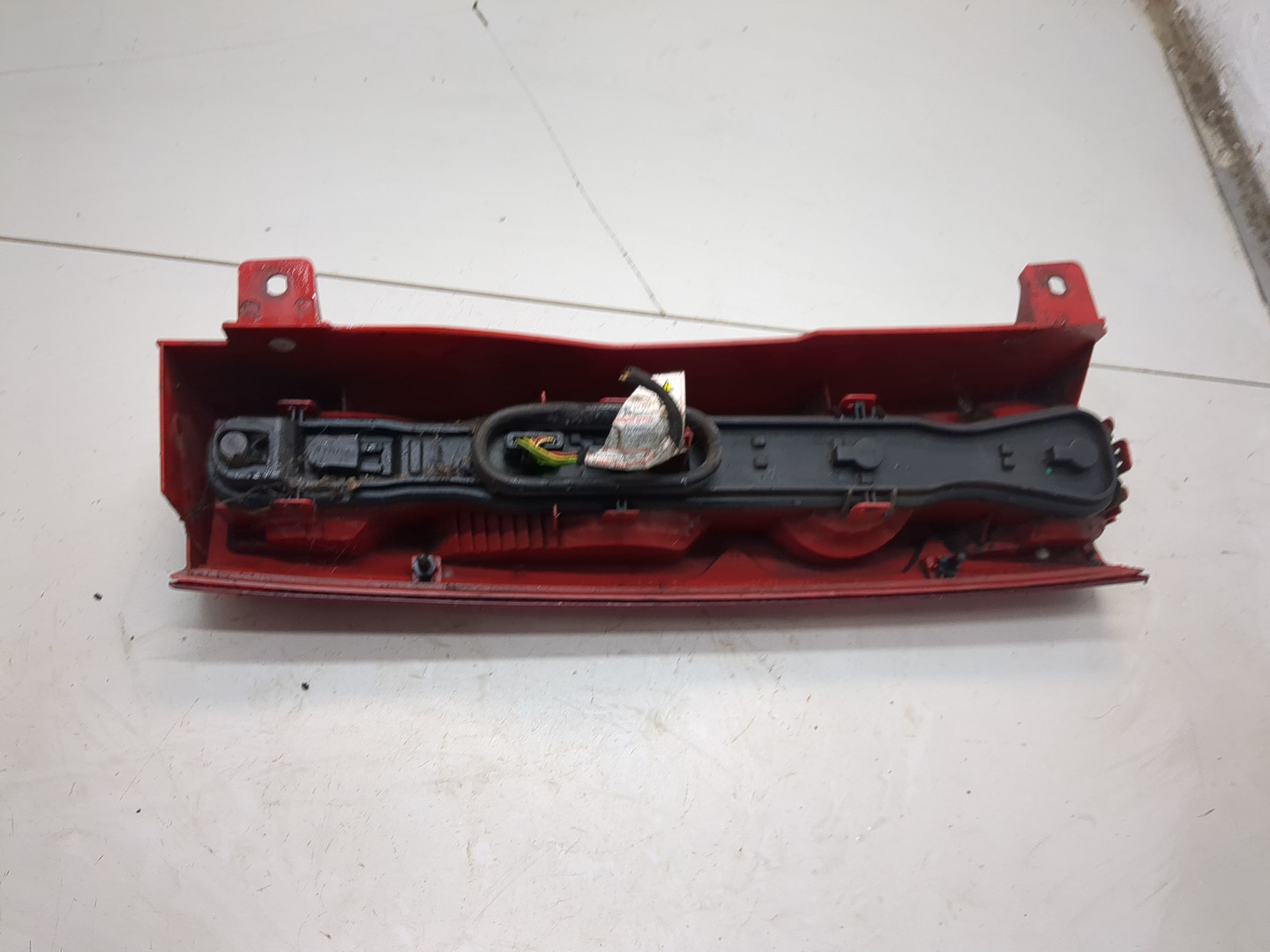 Фонарь задний правый