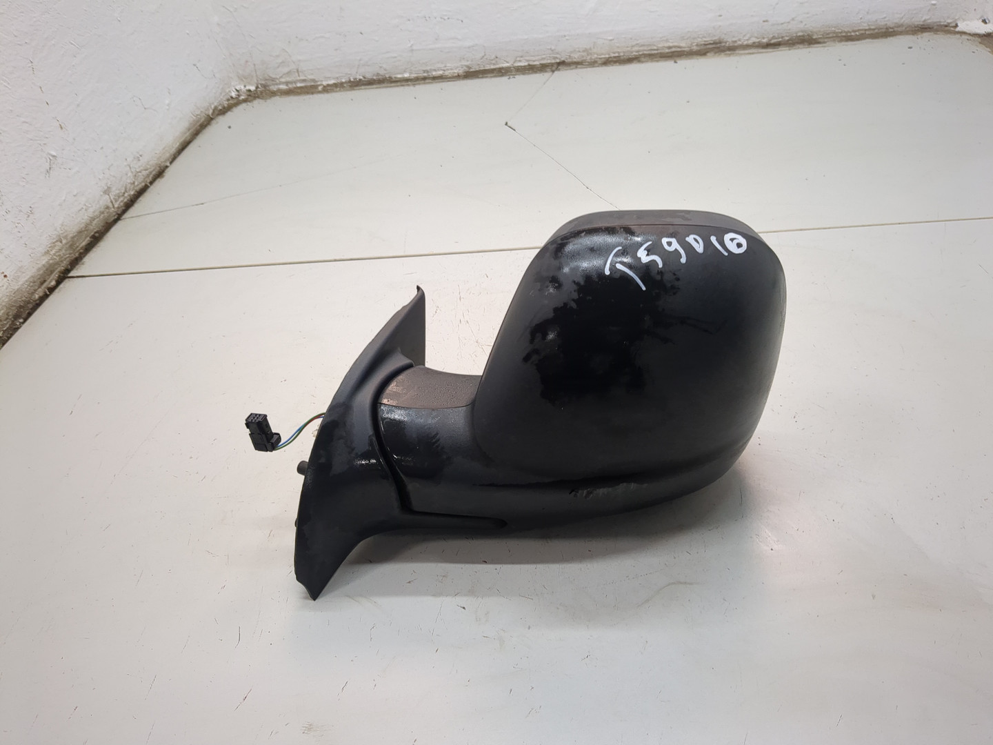 Зеркало левое электрическое