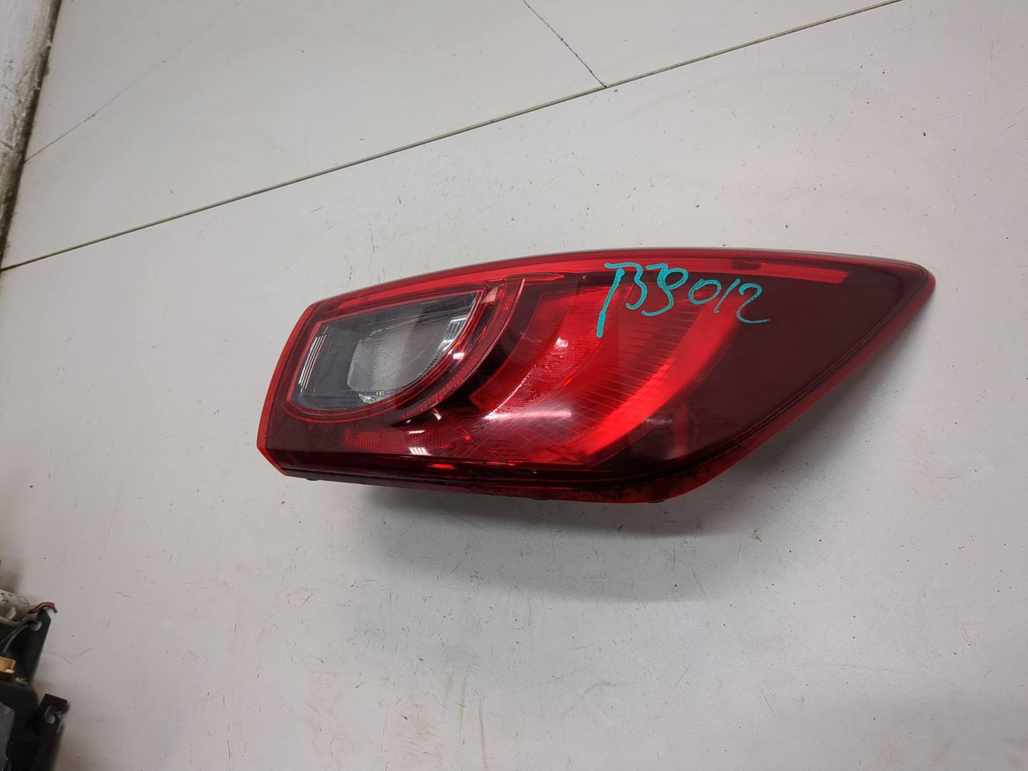 Фонарь задний правый
