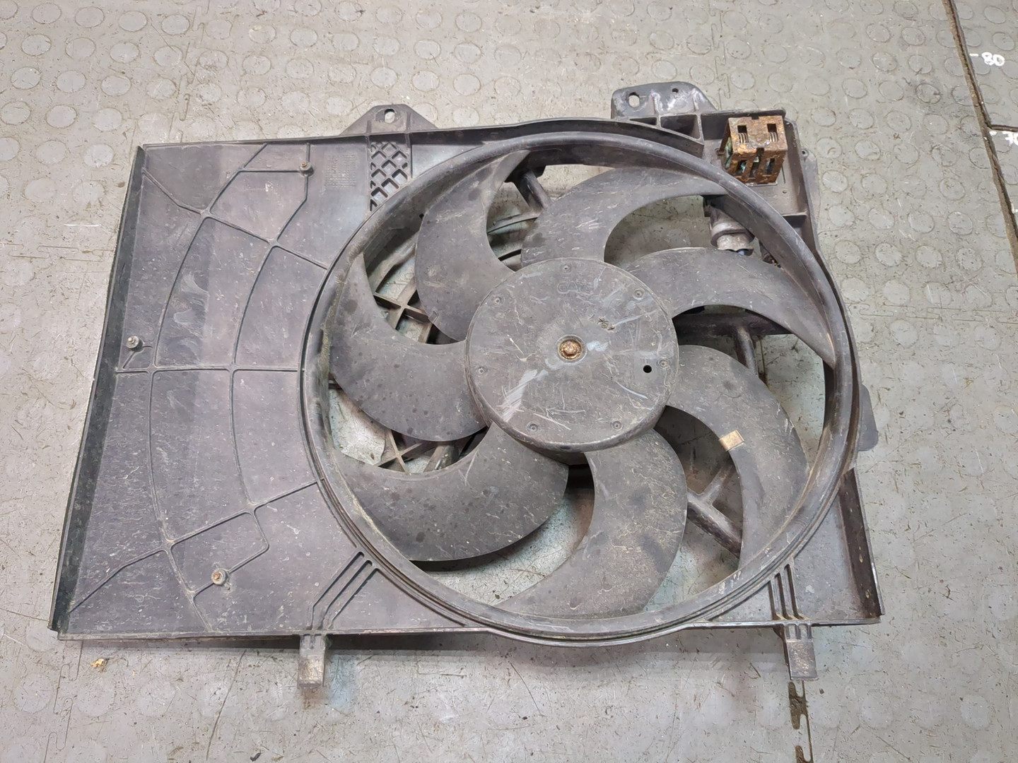 Вентилятор радиатора