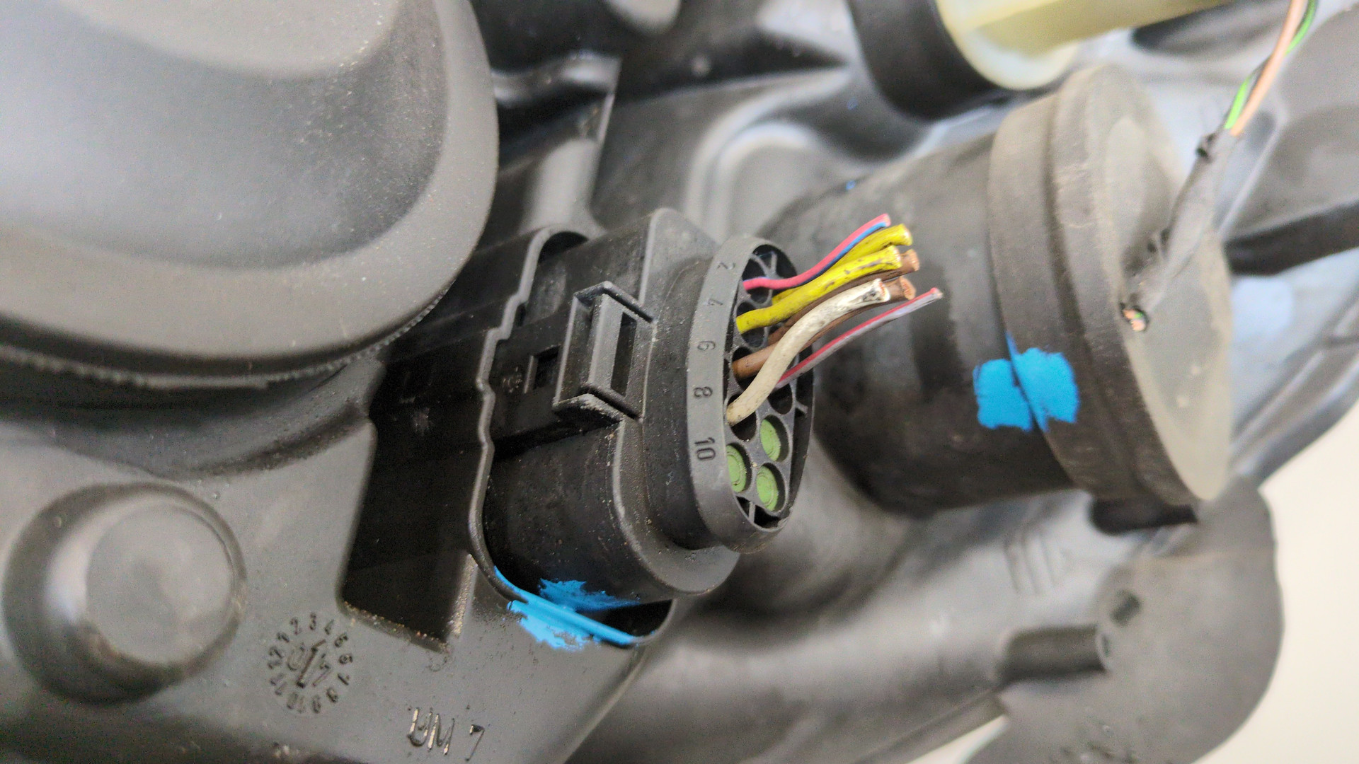 Фара правая