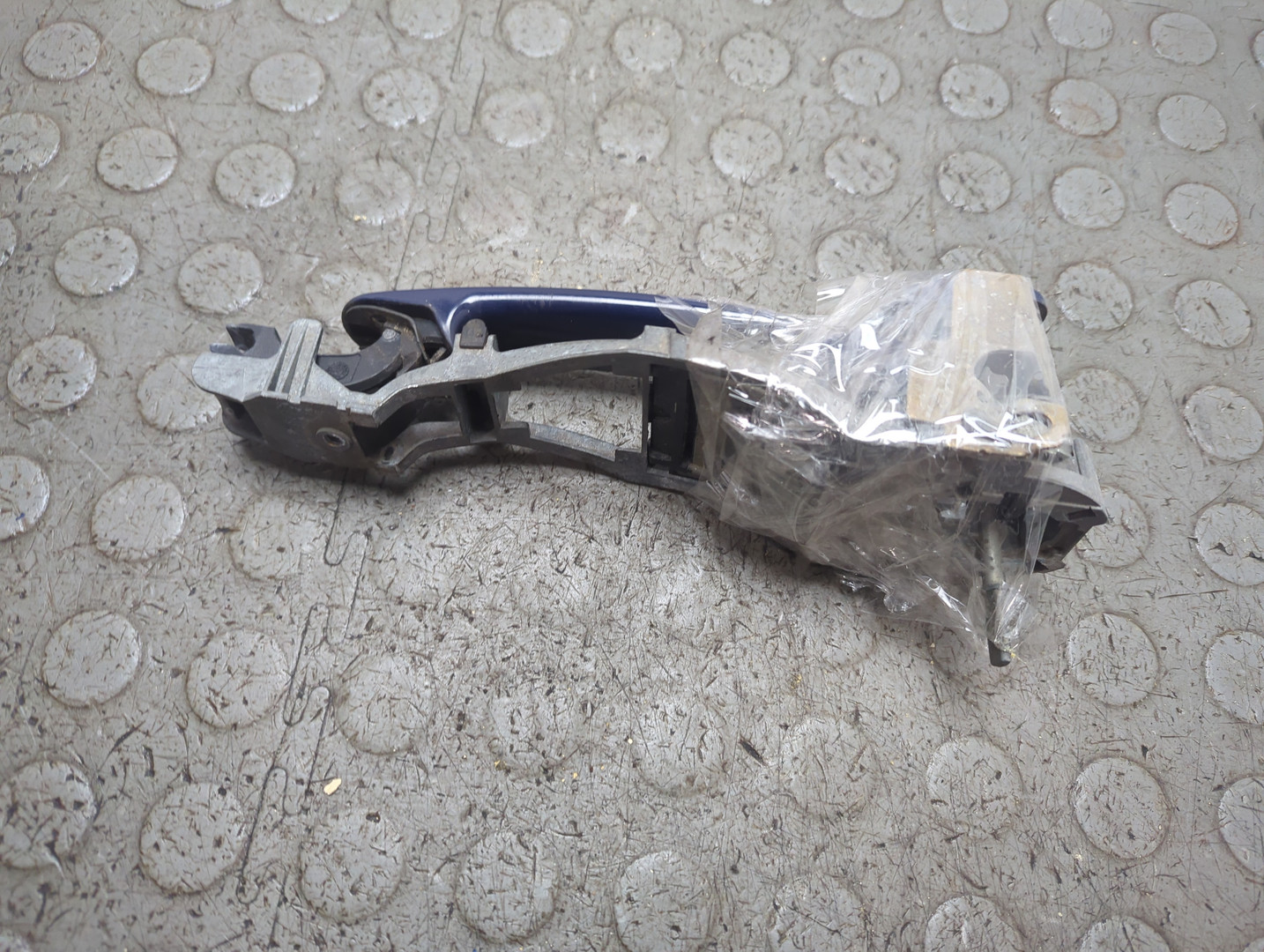 Ручка двери наружная