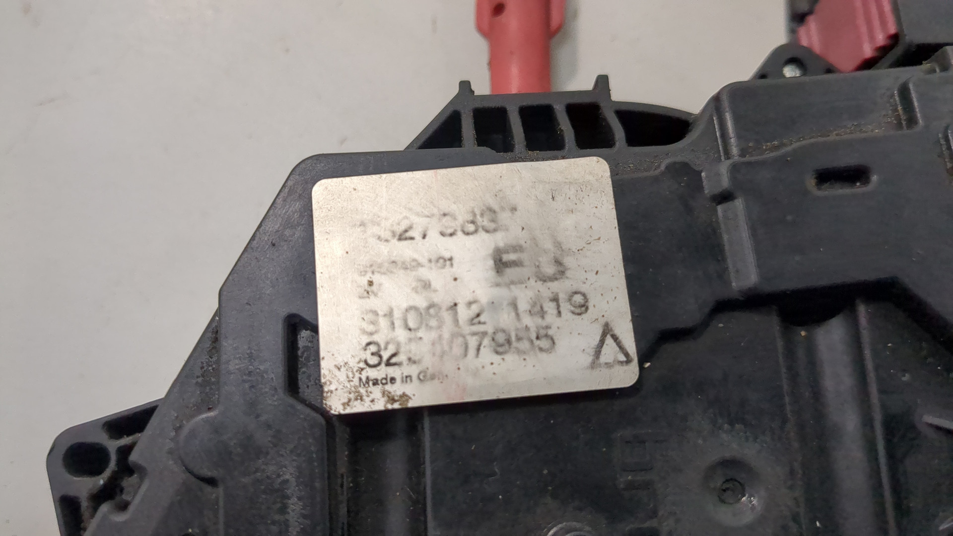 Замок двери задней правой