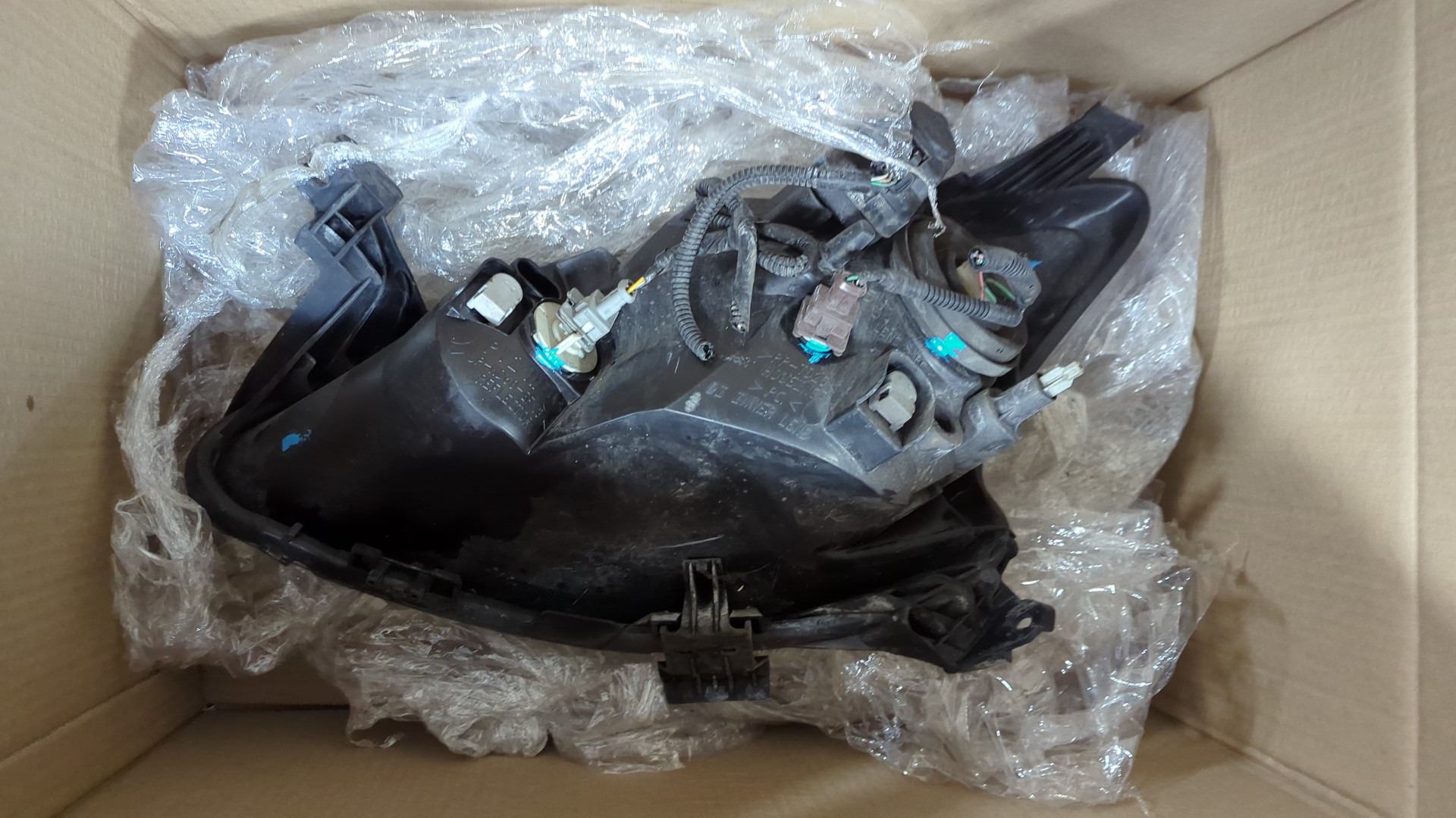 Фара правая