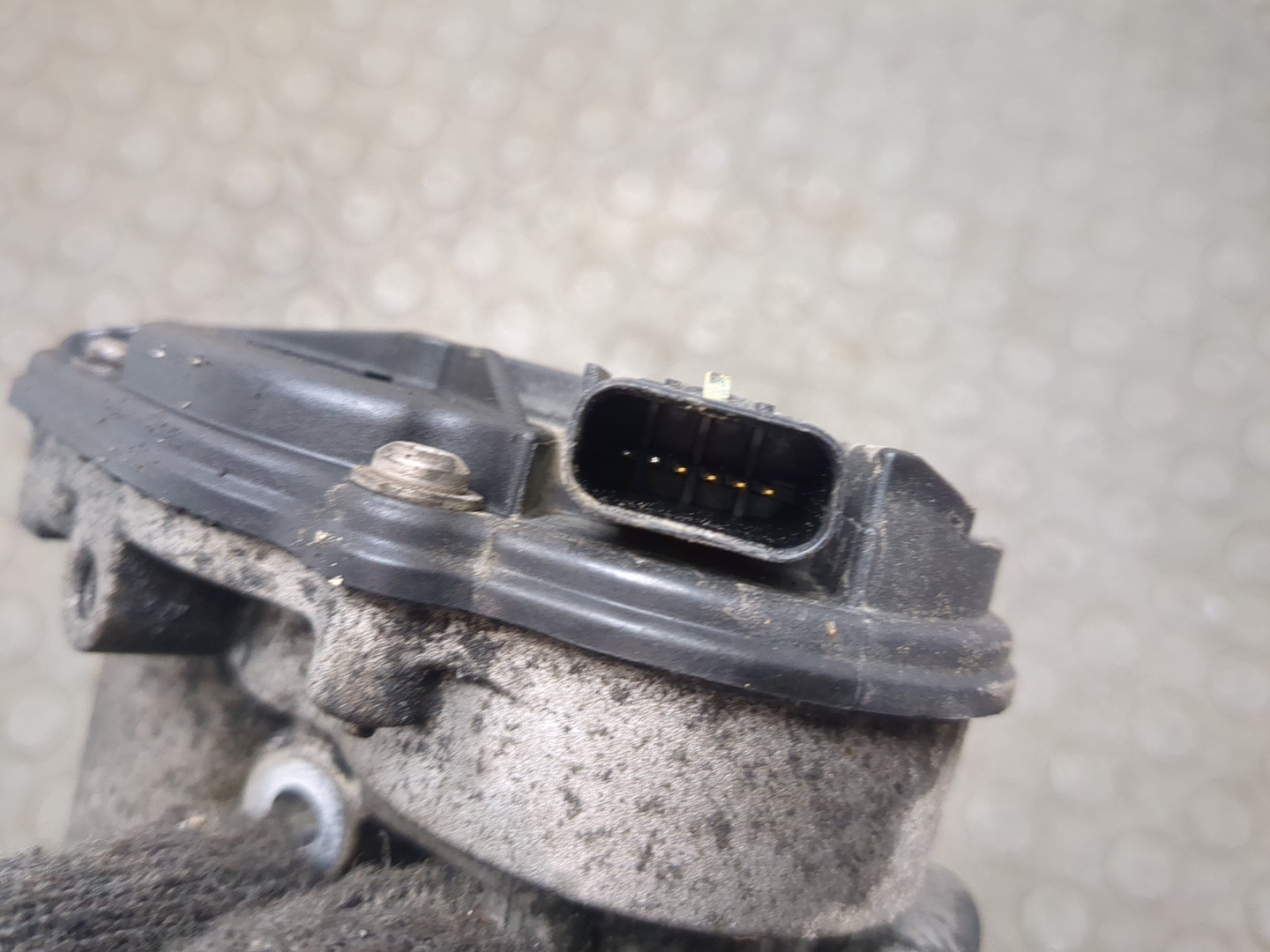 Заслонка дроссельная электрическая