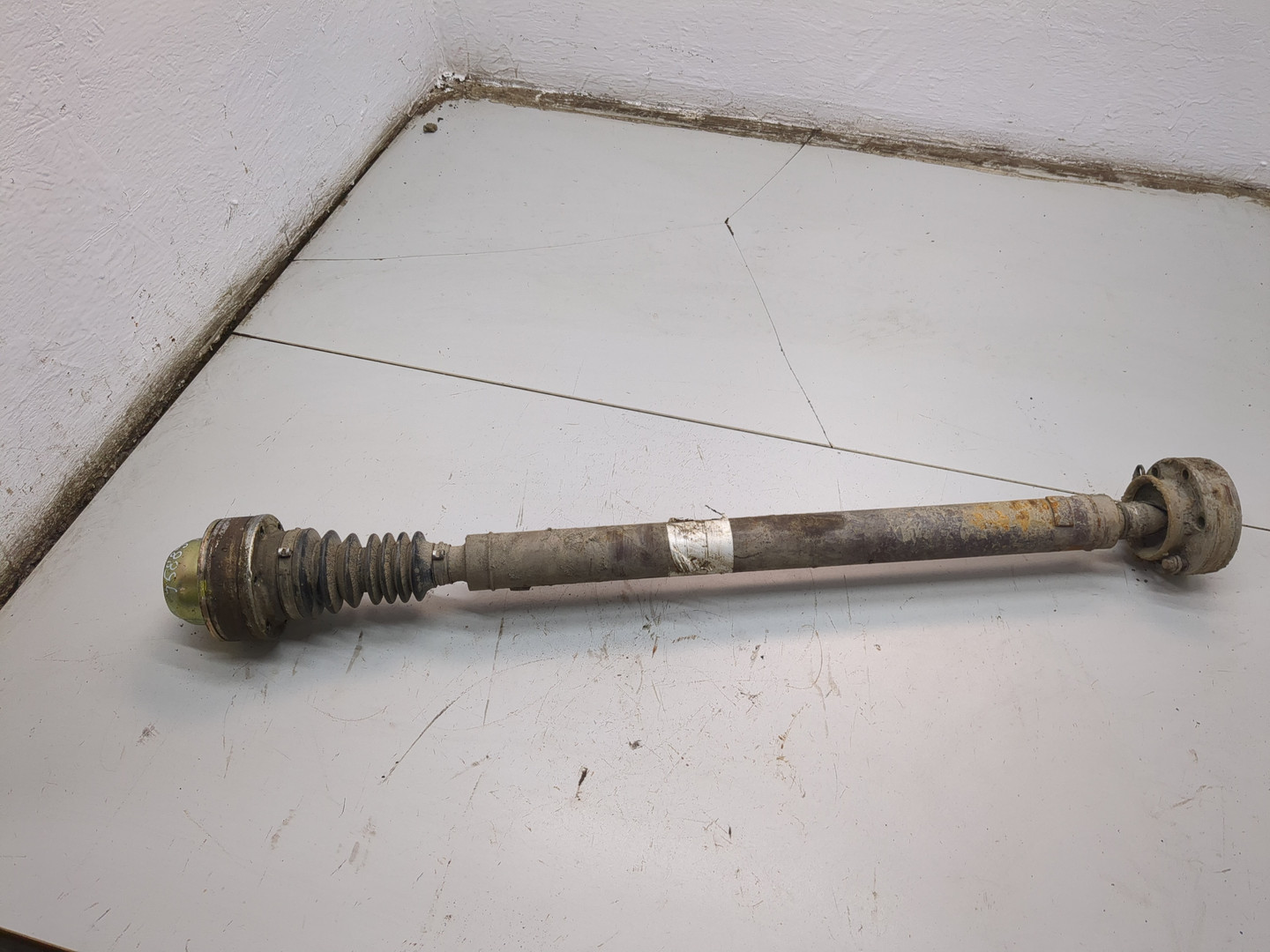 Вал карданный передний