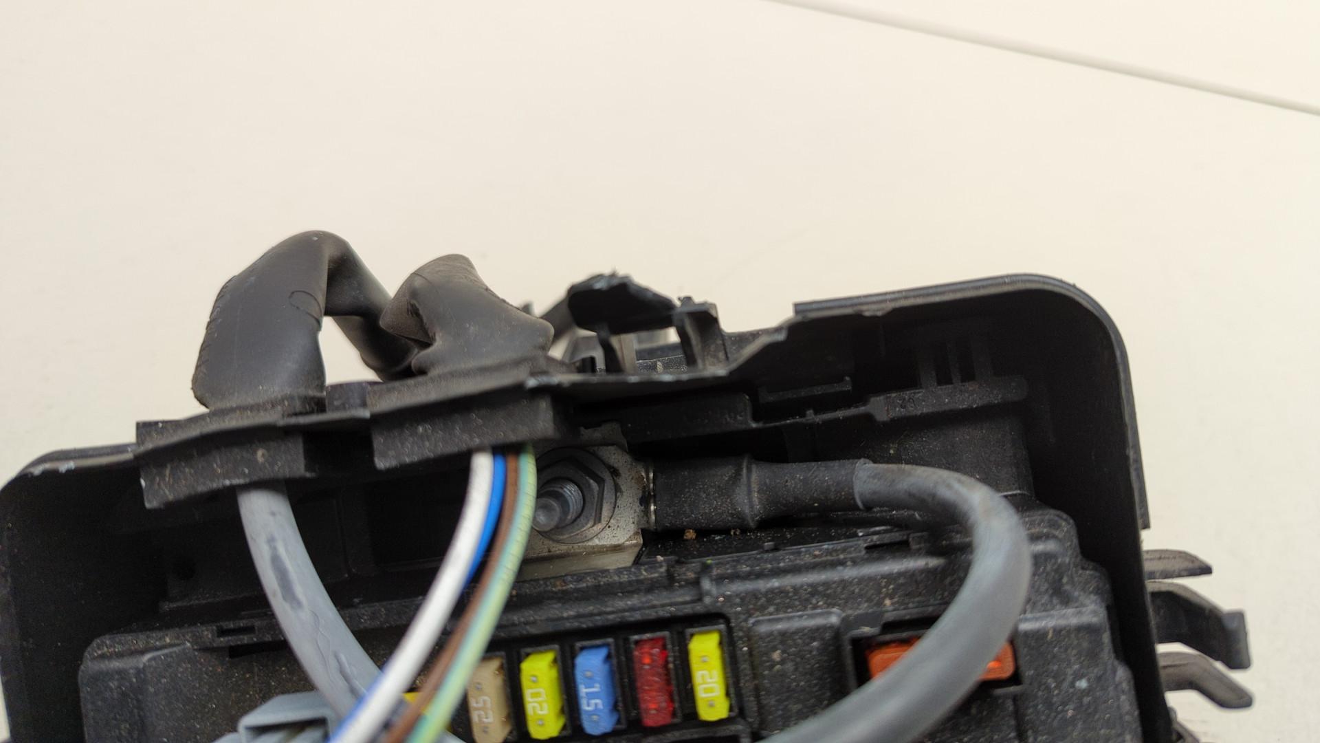 Блок предохранителей