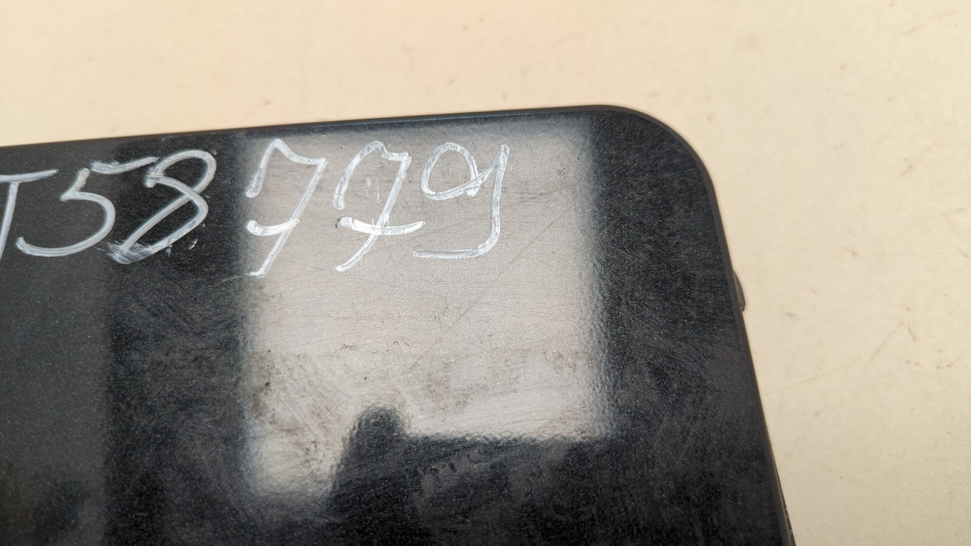 Лючок бензобака