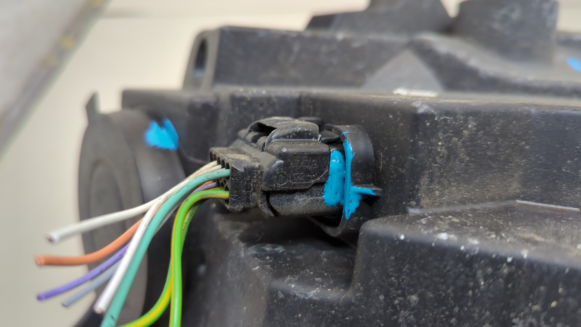 Фара правая