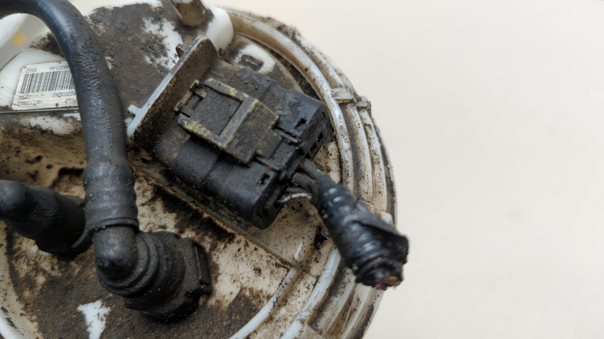 Насос топливный электрический