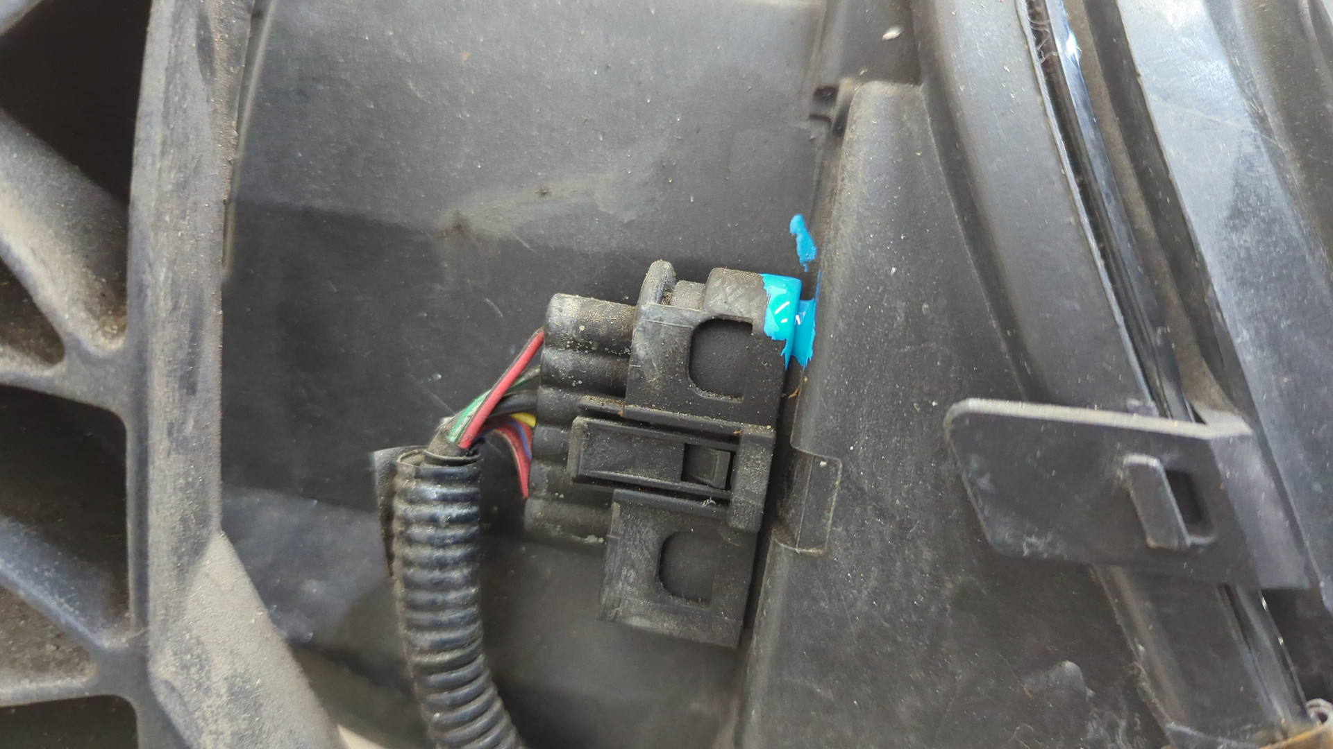 Фара правая