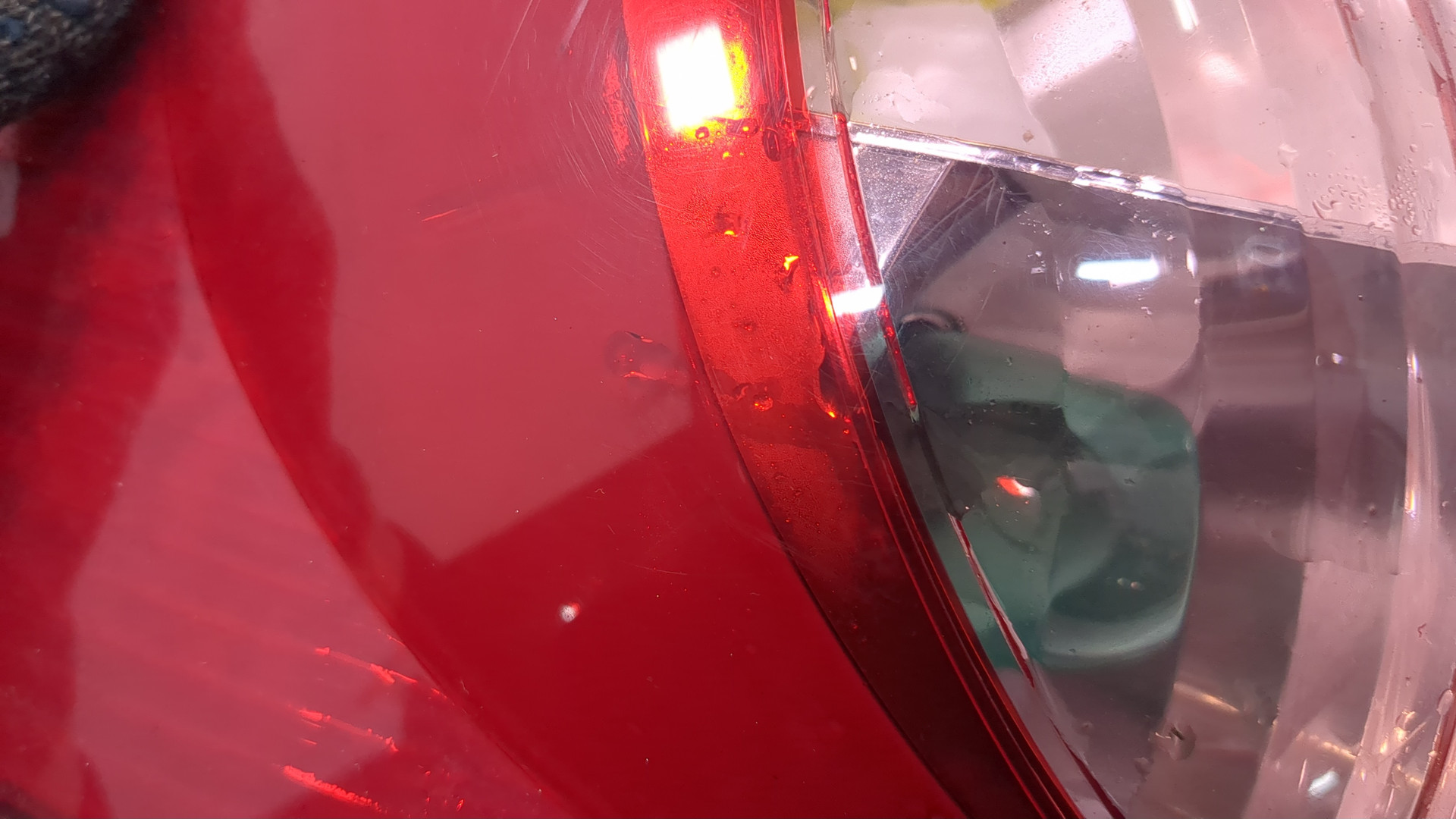 Фонарь задний левый