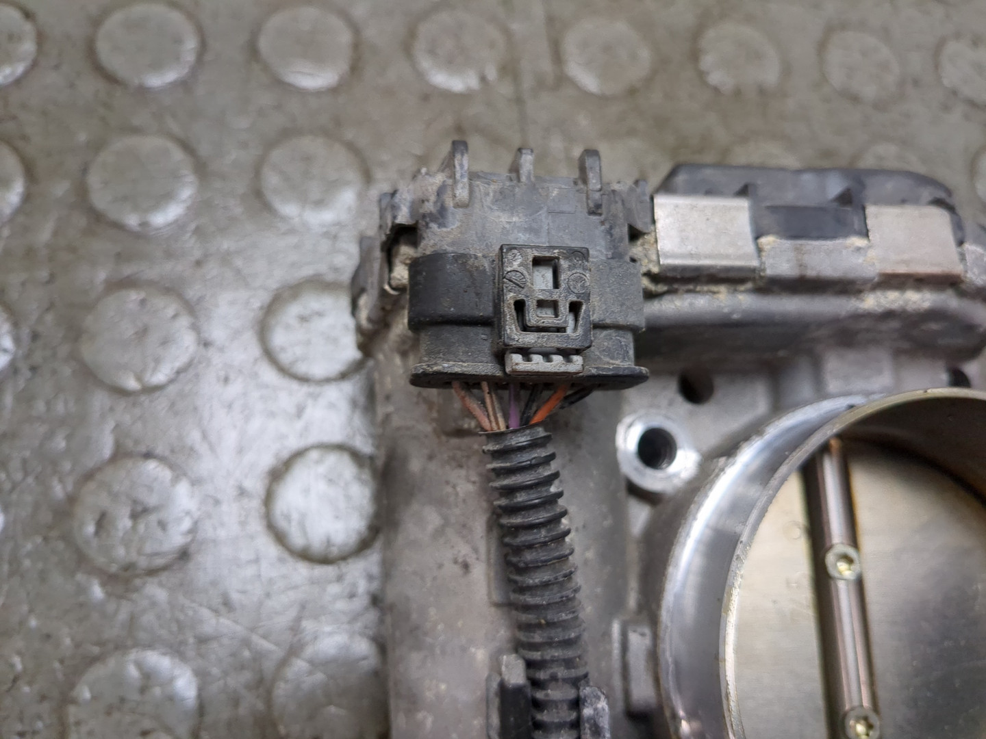 Заслонка дроссельная электрическая