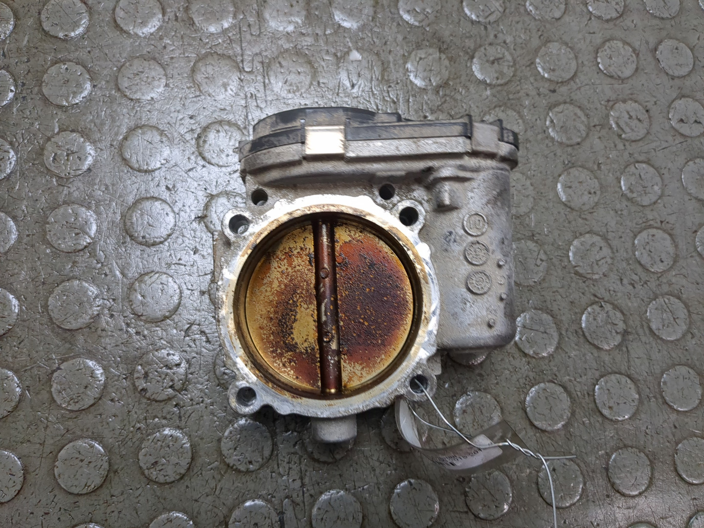 Заслонка дроссельная электрическая