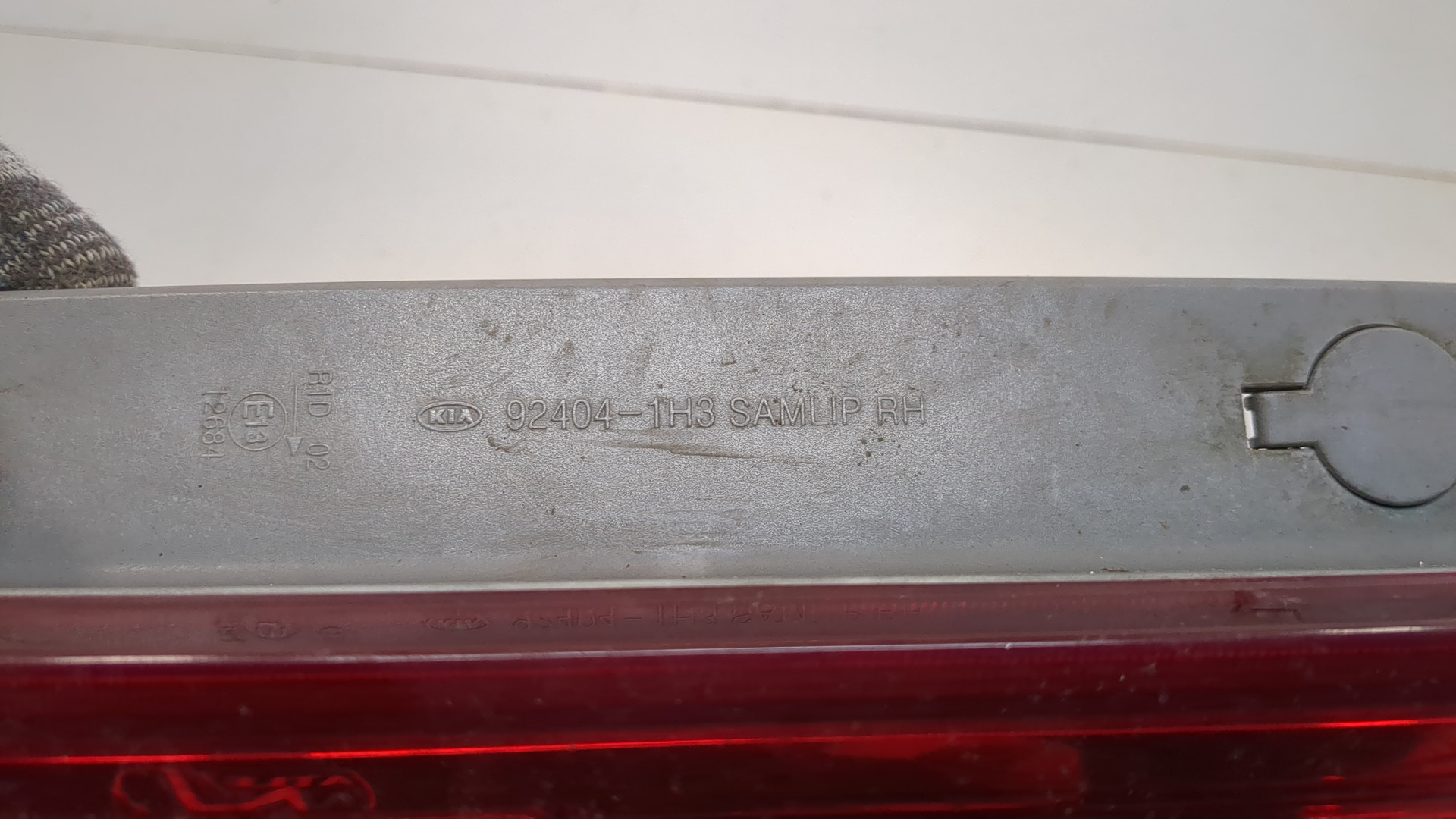 Фонарь задний правый