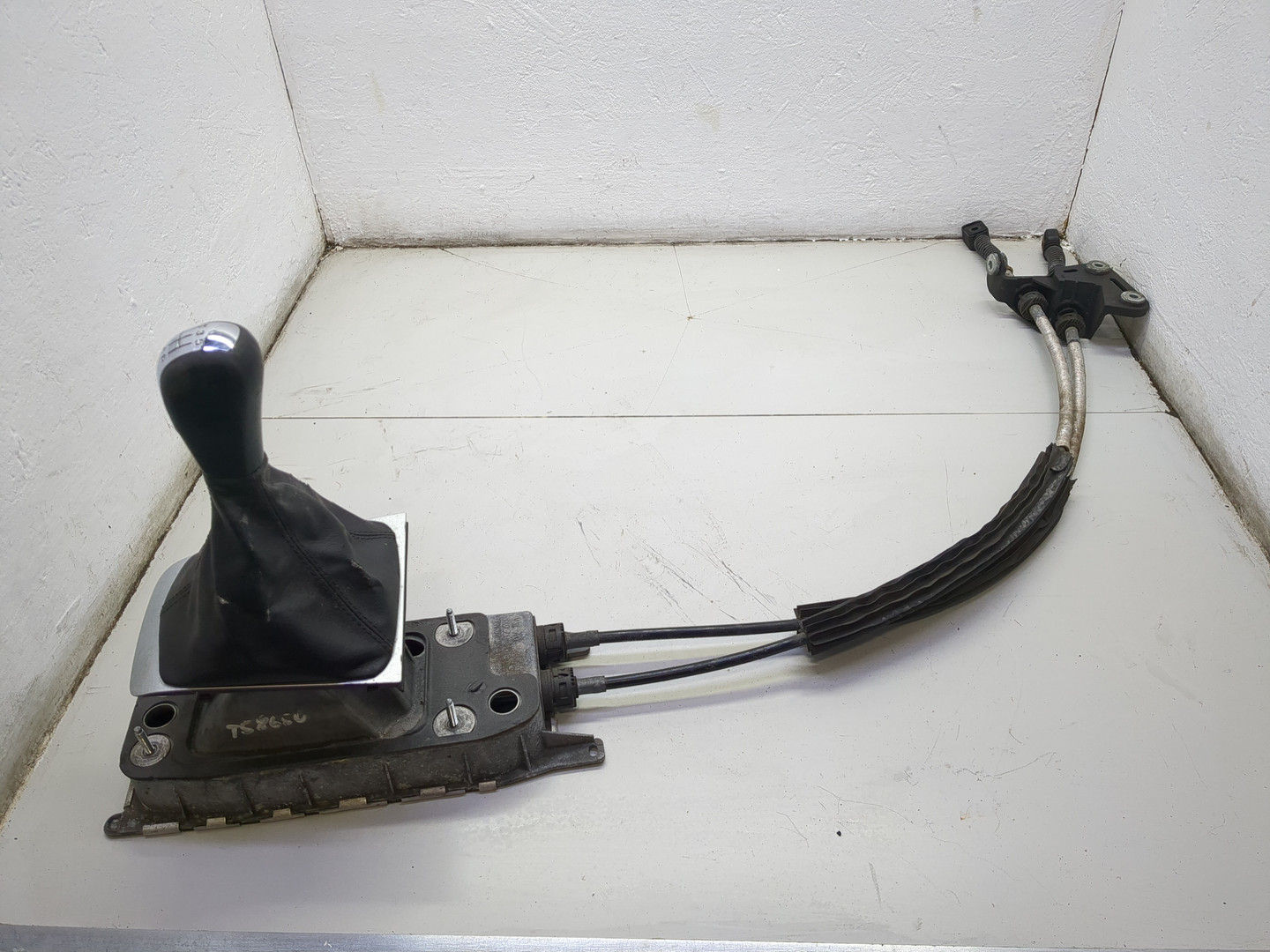 Кулиса МКПП / АКПП