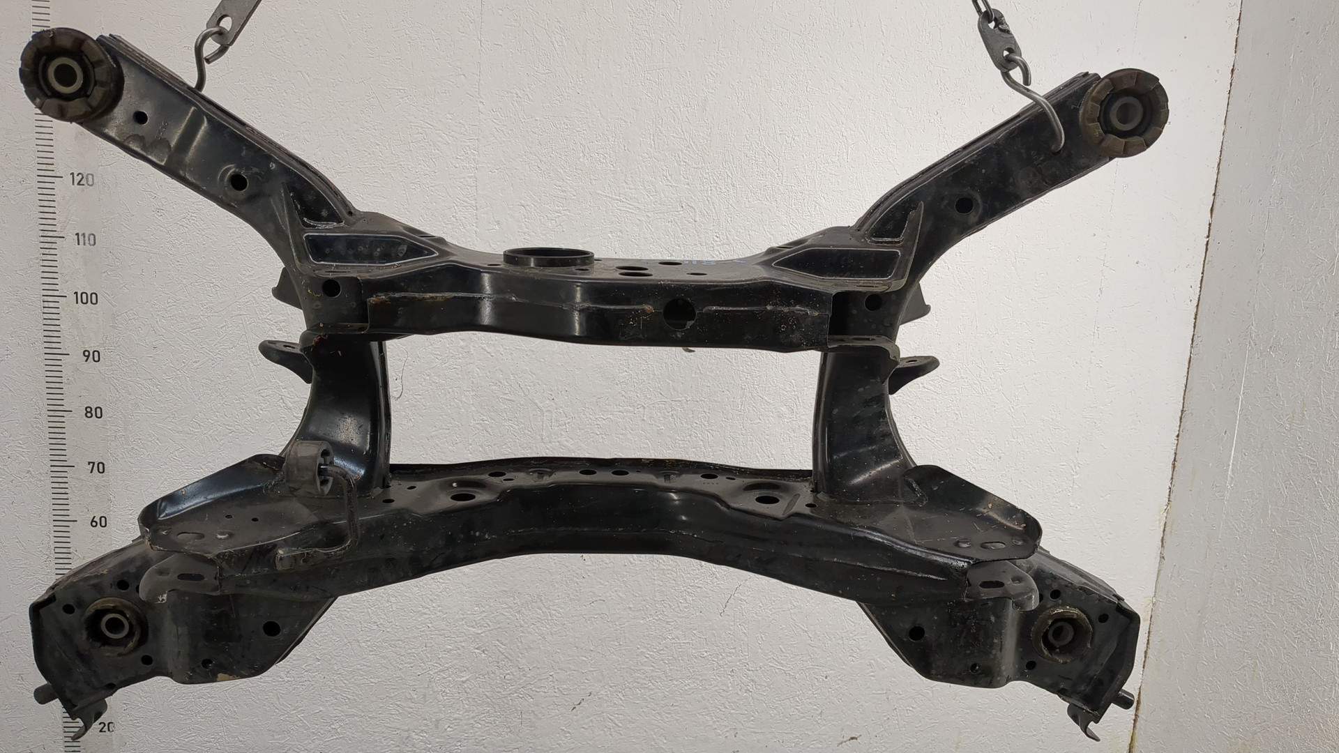 Балка задняя