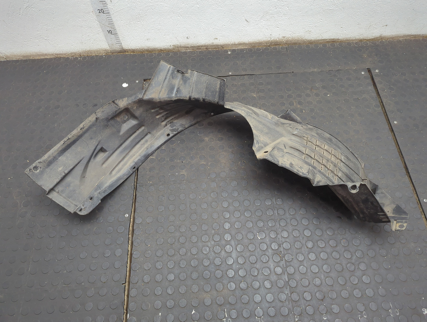 Локер передний левый