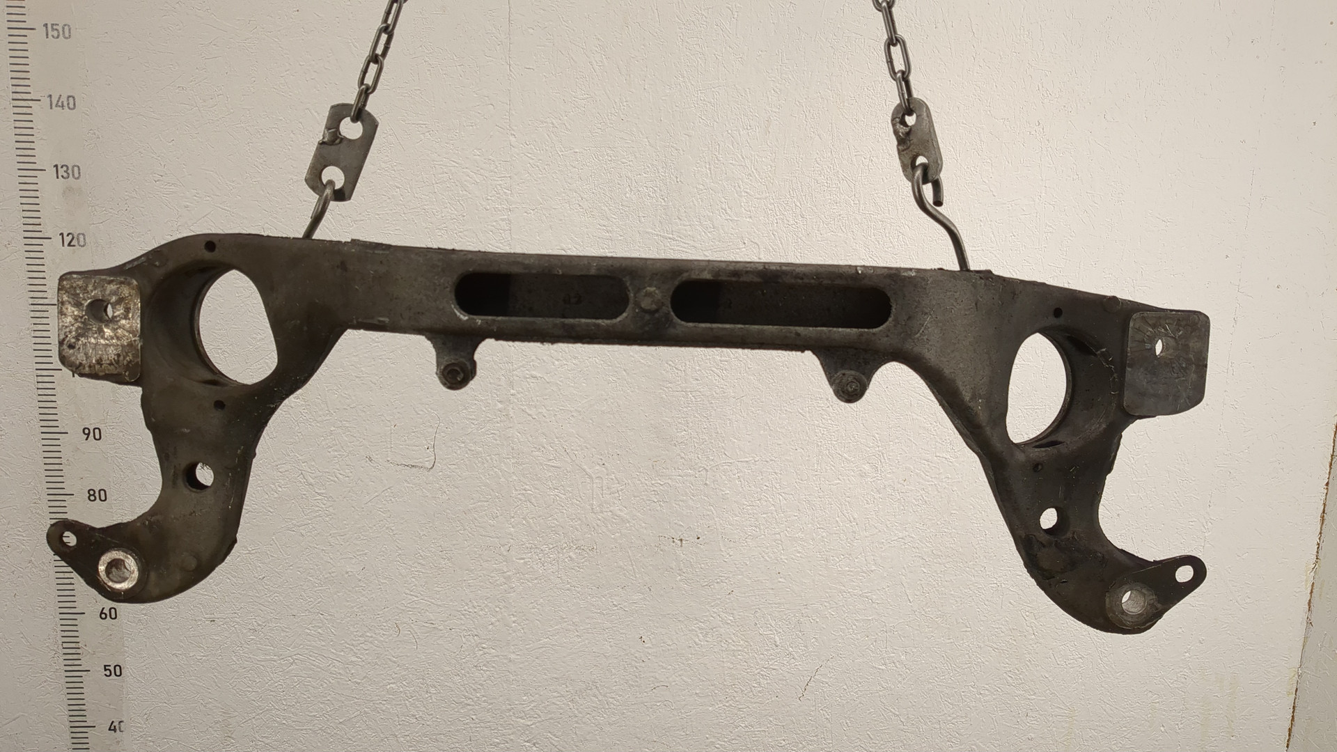 Балка подмоторная